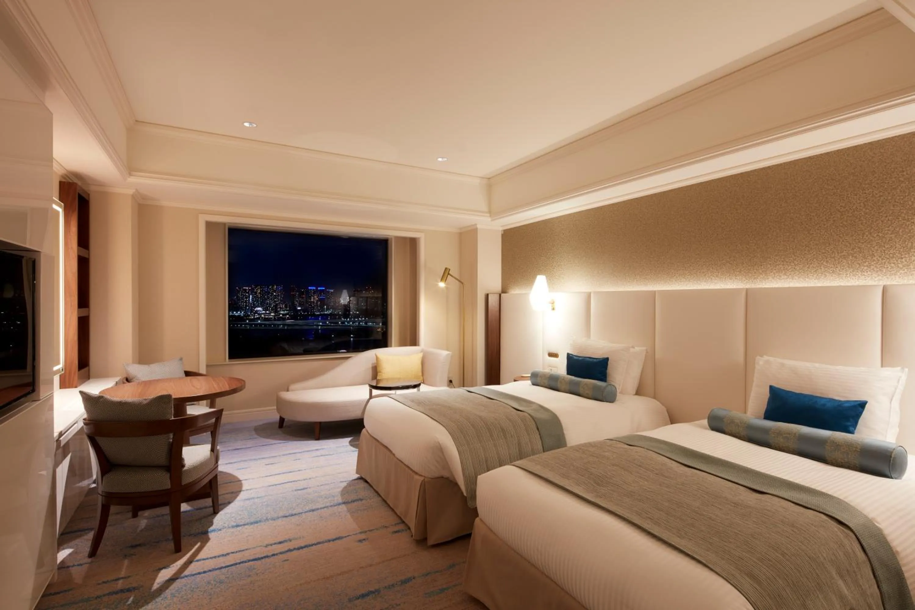 Photo of the whole room, Bed in Grand Nikko Tokyo Daiba