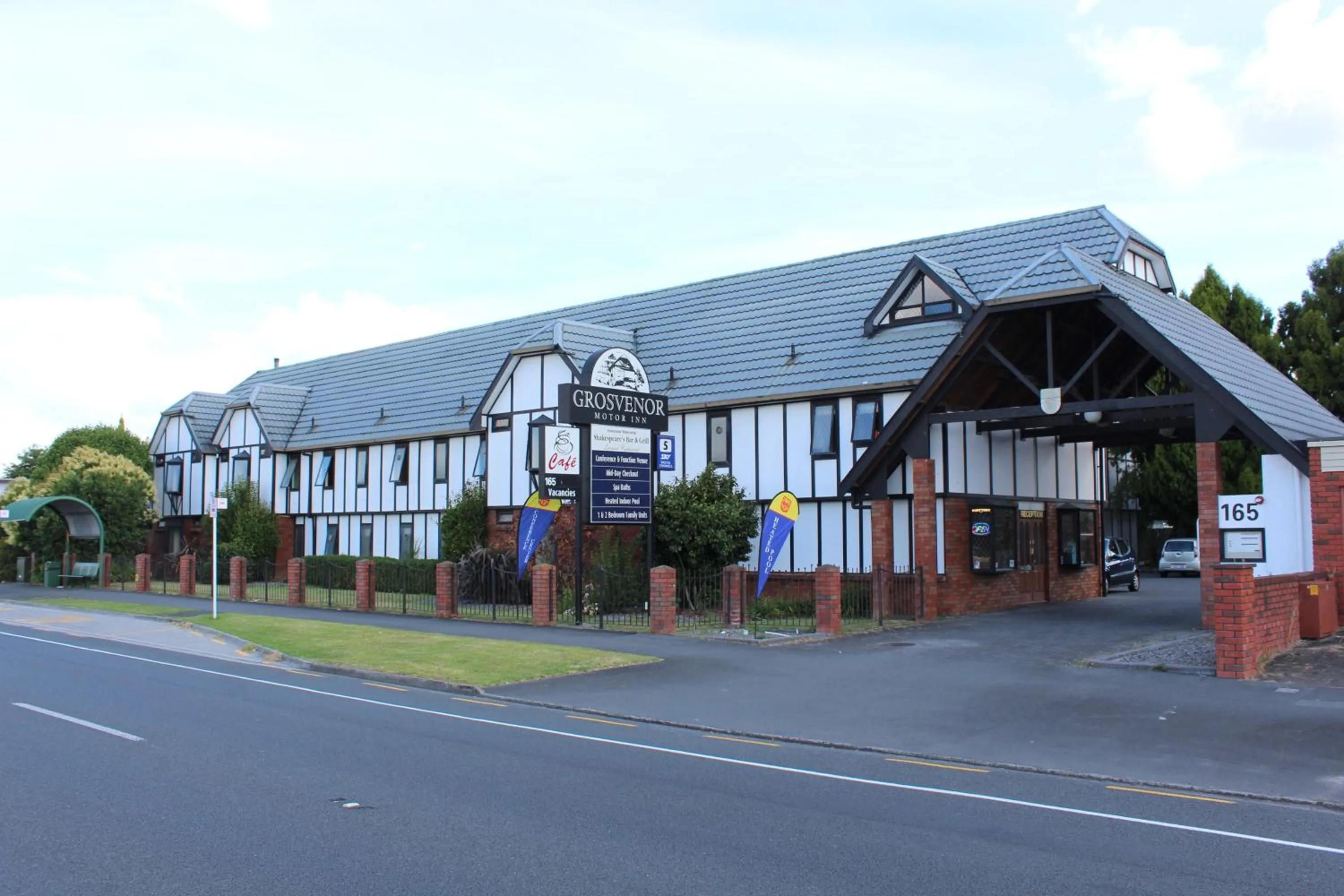 Property building in Grosvenor Motel