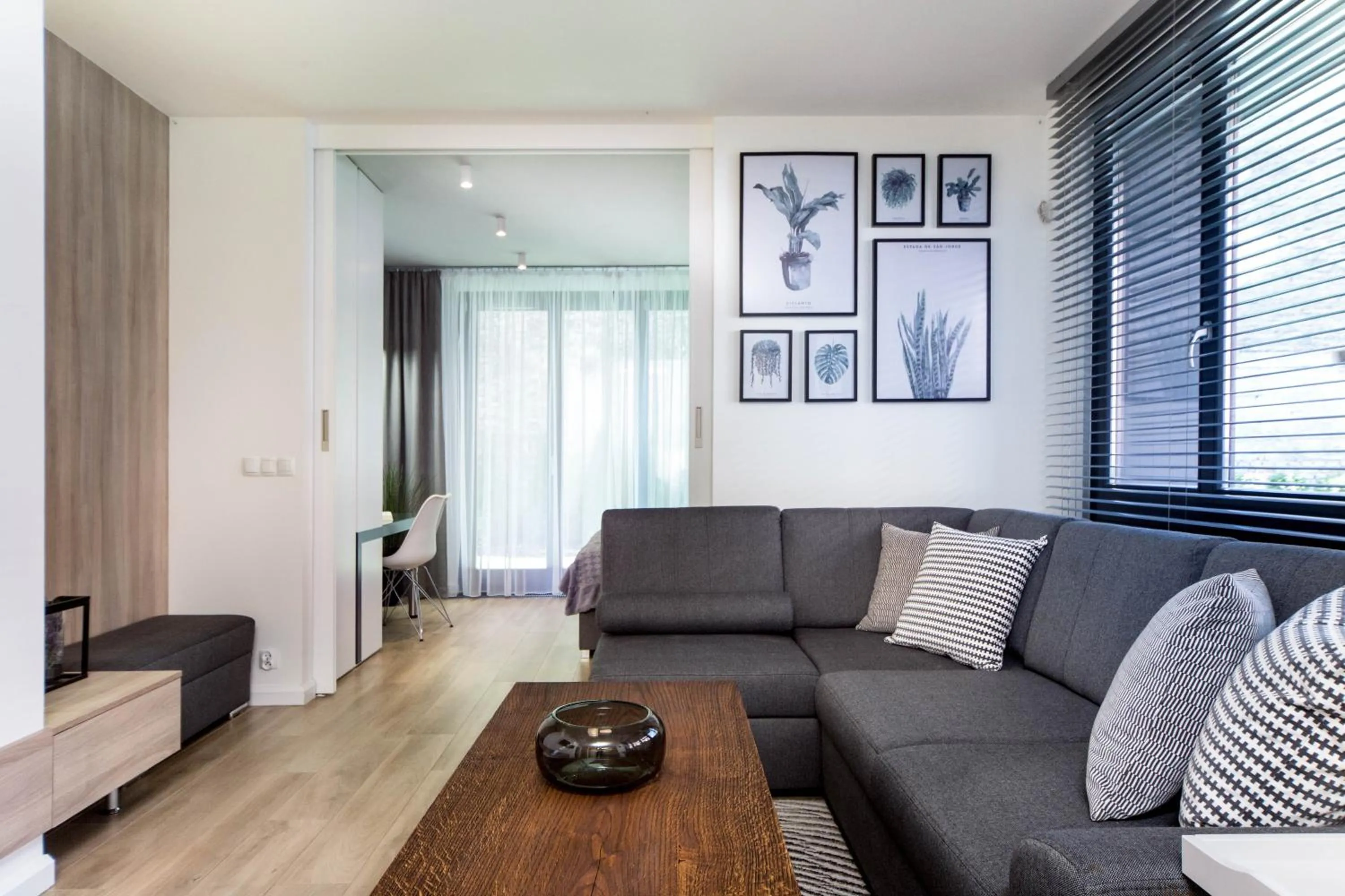 Living room in Jacuzzi Apartments