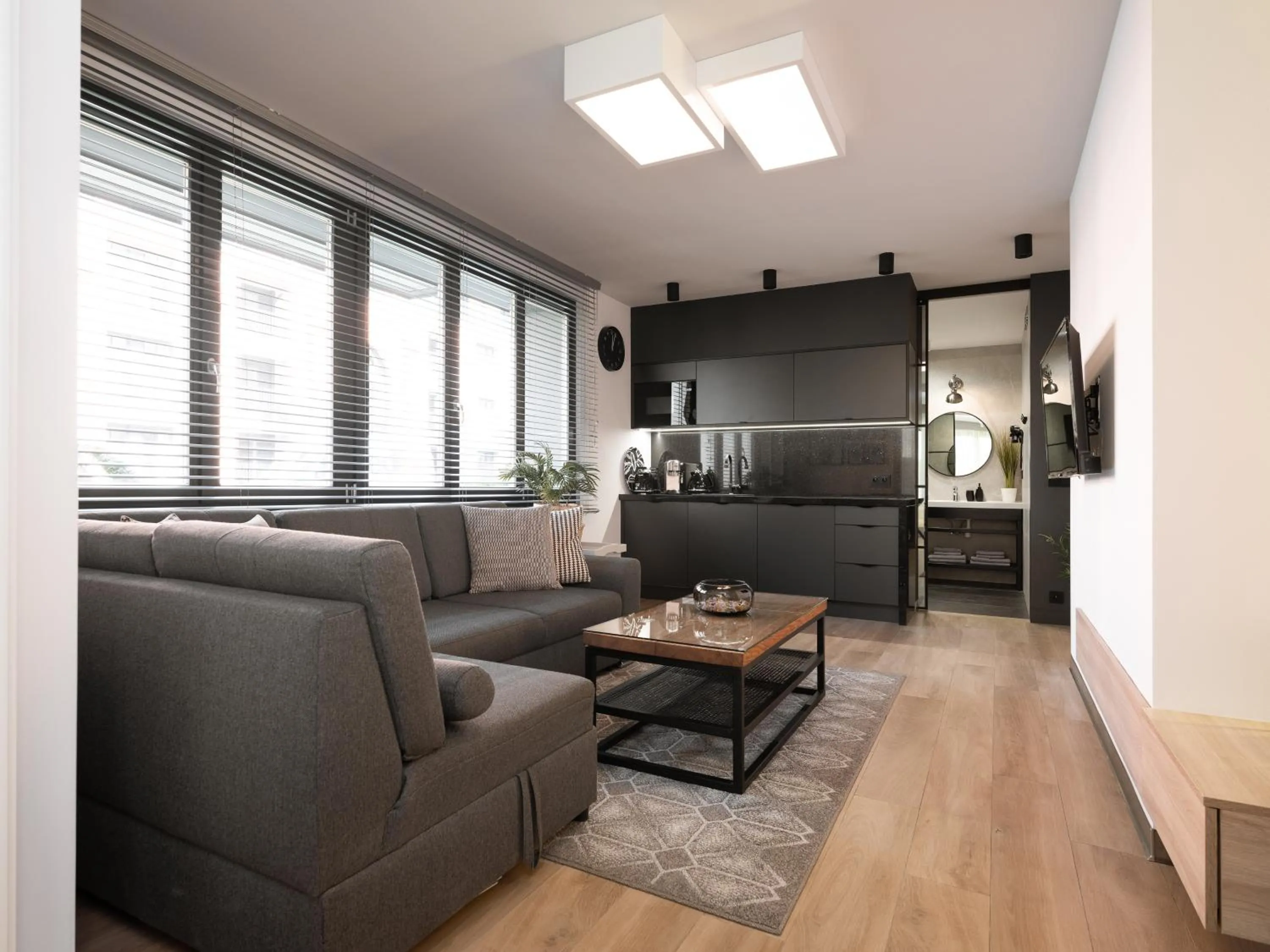 Kitchen or kitchenette in Jacuzzi Apartments