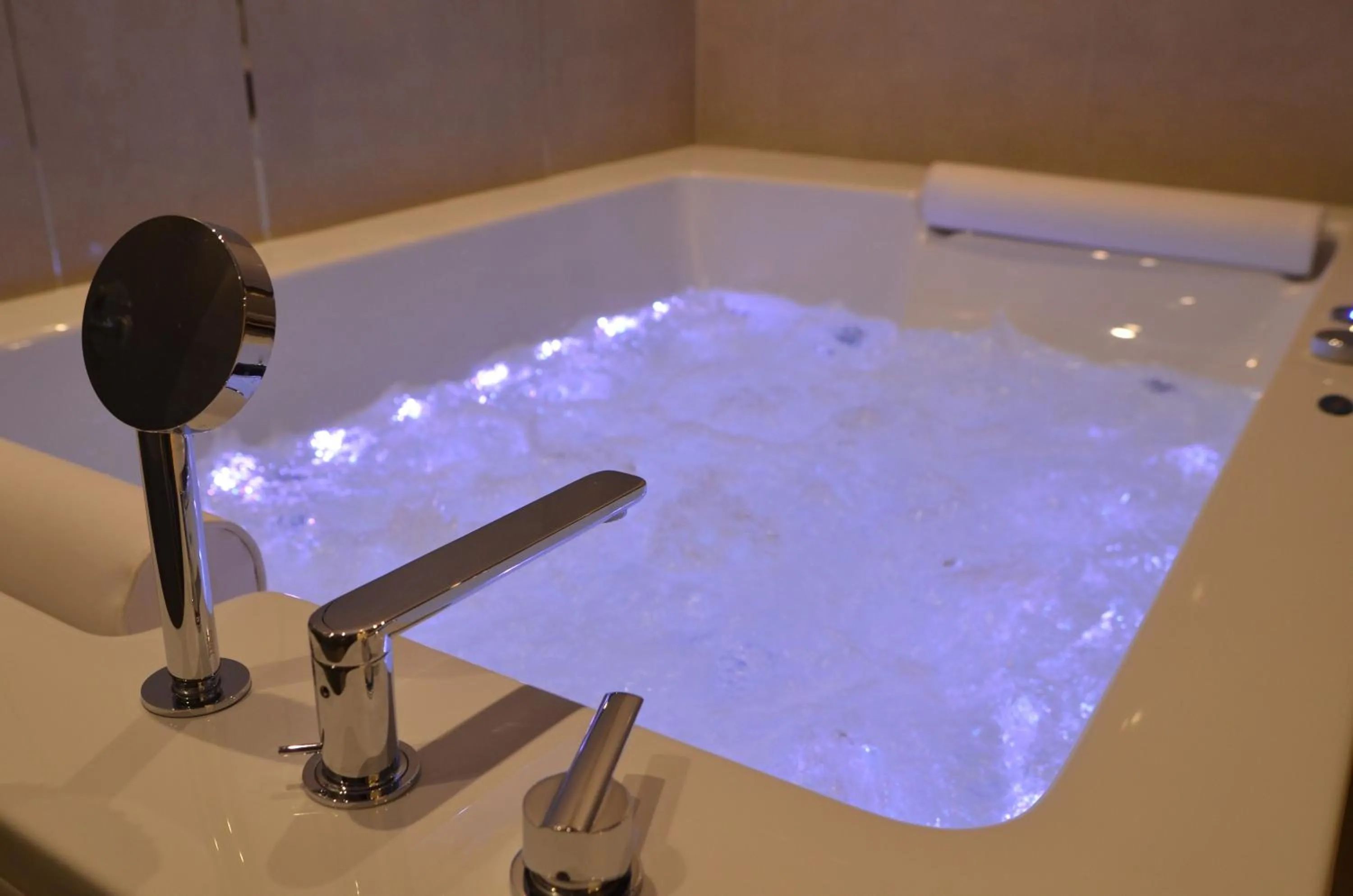 Bathroom in Jacuzzi Apartments