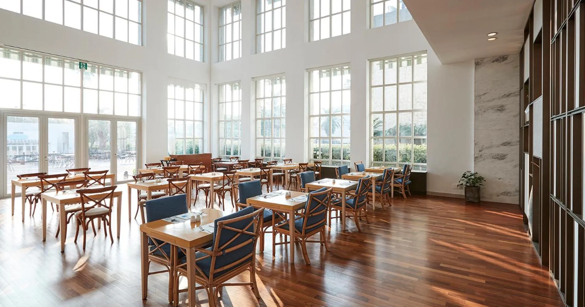 Restaurant/places to eat in The Suites Hotel Jeju