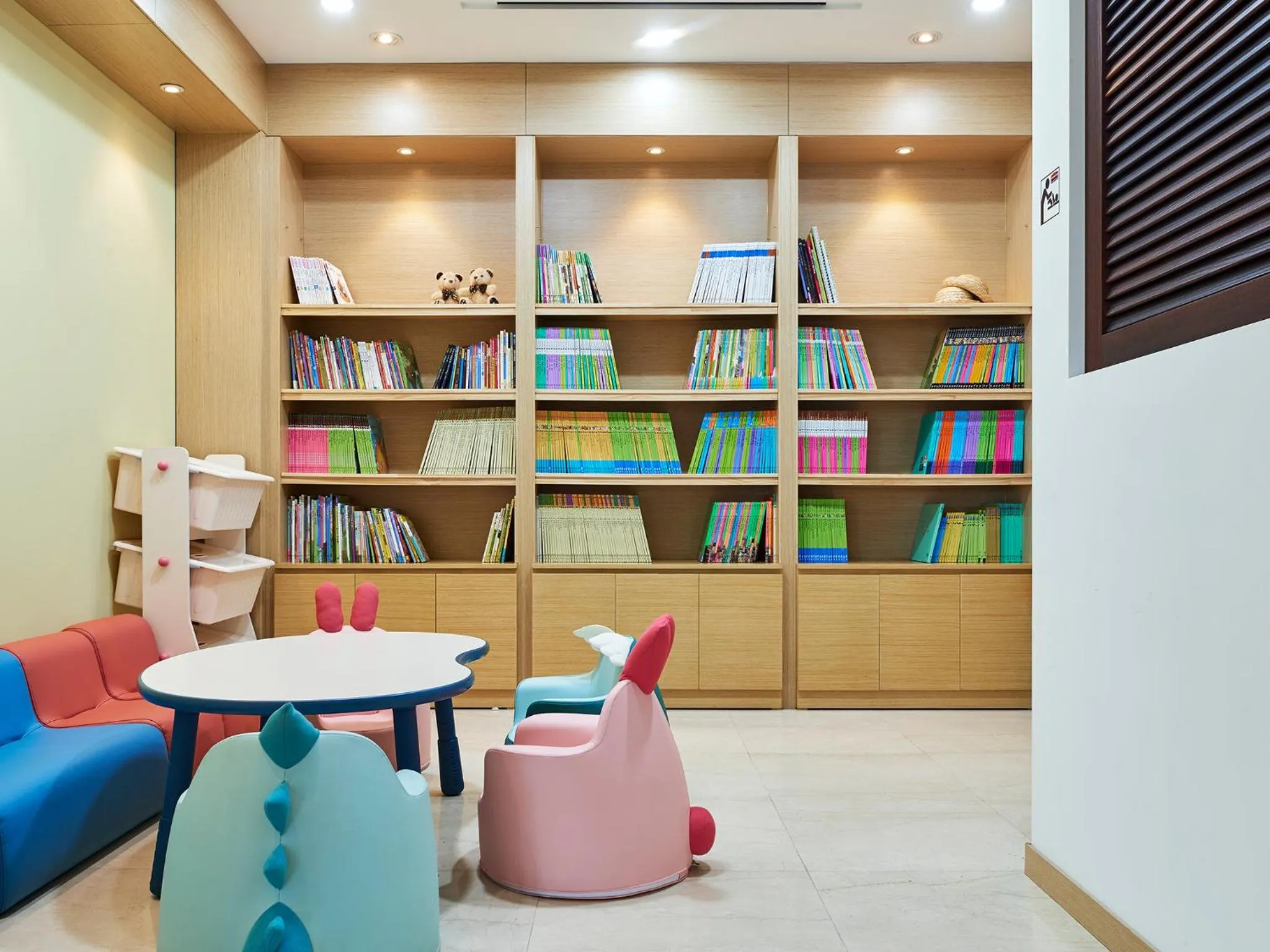 Kids's club in The Suites Hotel Jeju