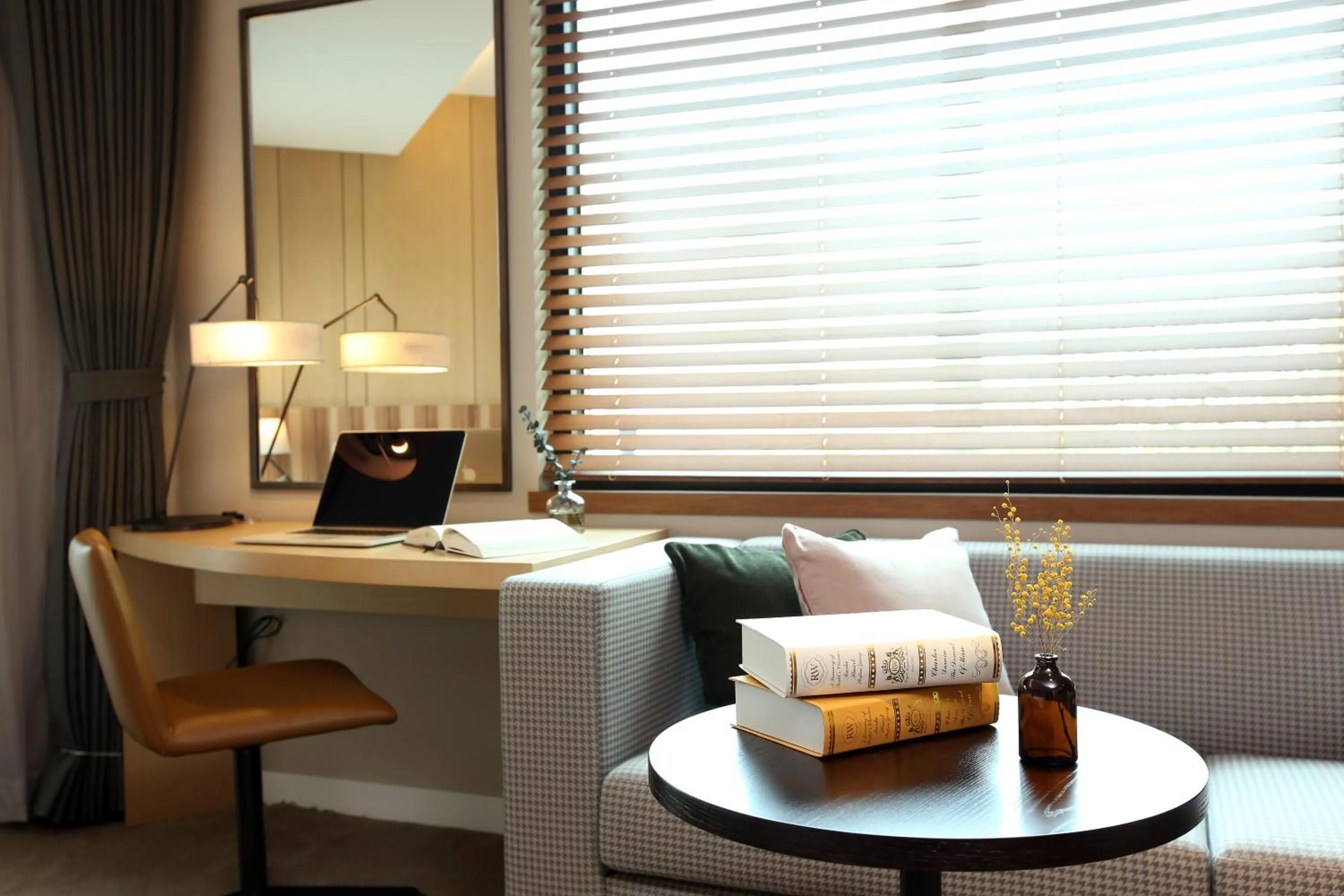 The Suites Hotel Jeju