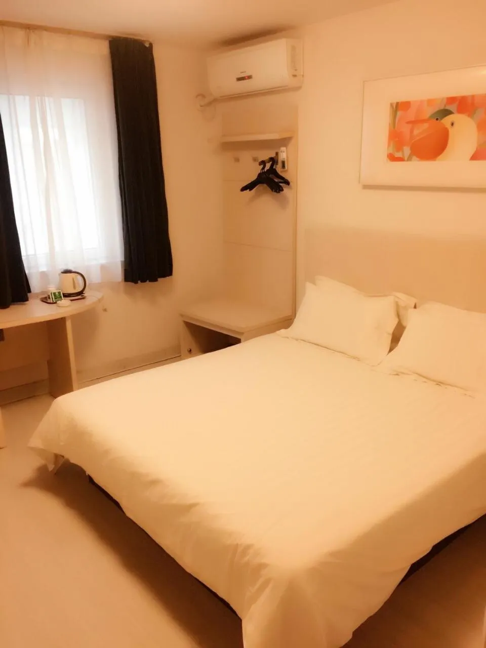 Other, Bed in Jinjiang Inn - Beijing Jiuxianqiao