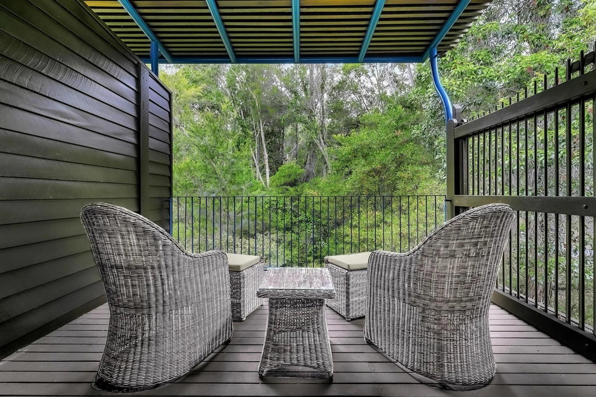 Patio in Kingfisher Bay Resort