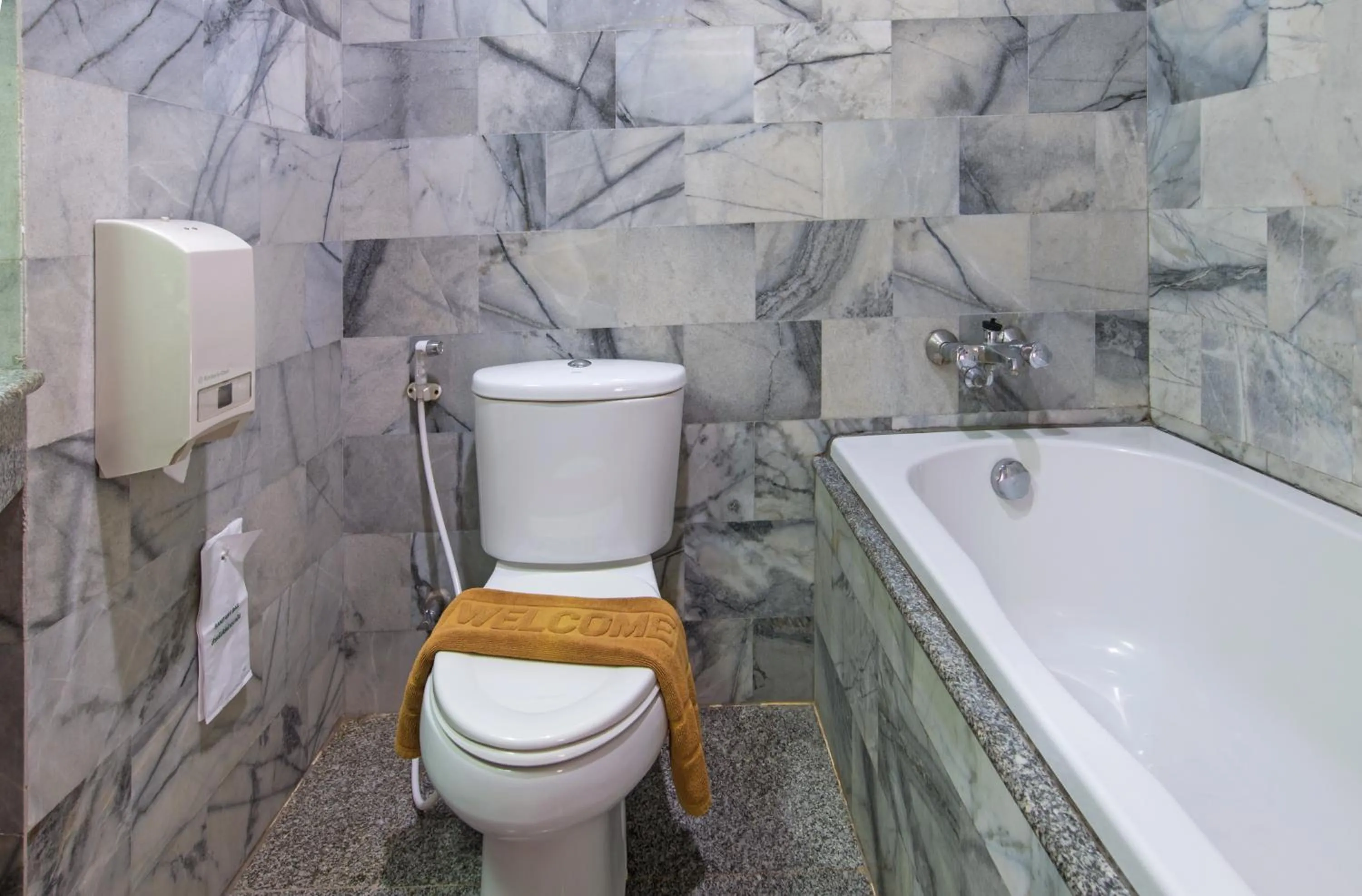 Bathroom in Green House Hotel