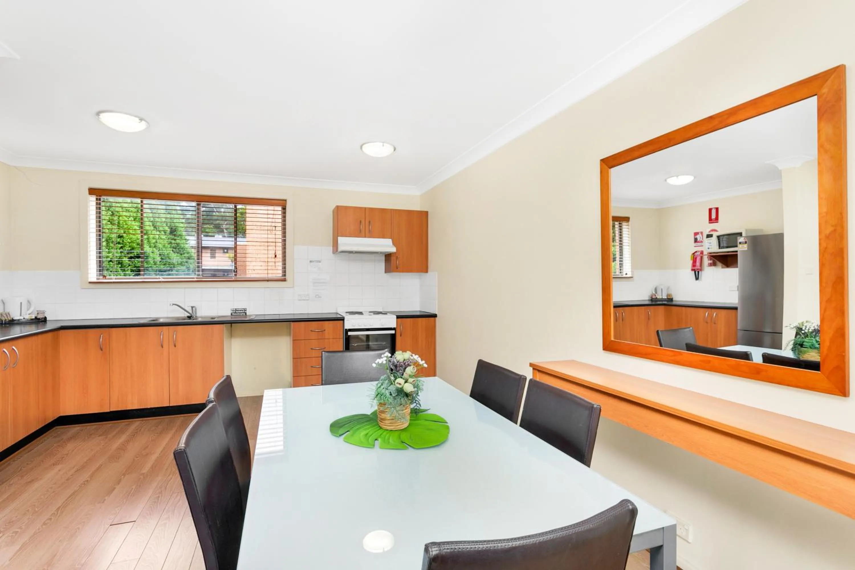 Dining area in Peninsula Nelson Bay Motel and Serviced Apartments