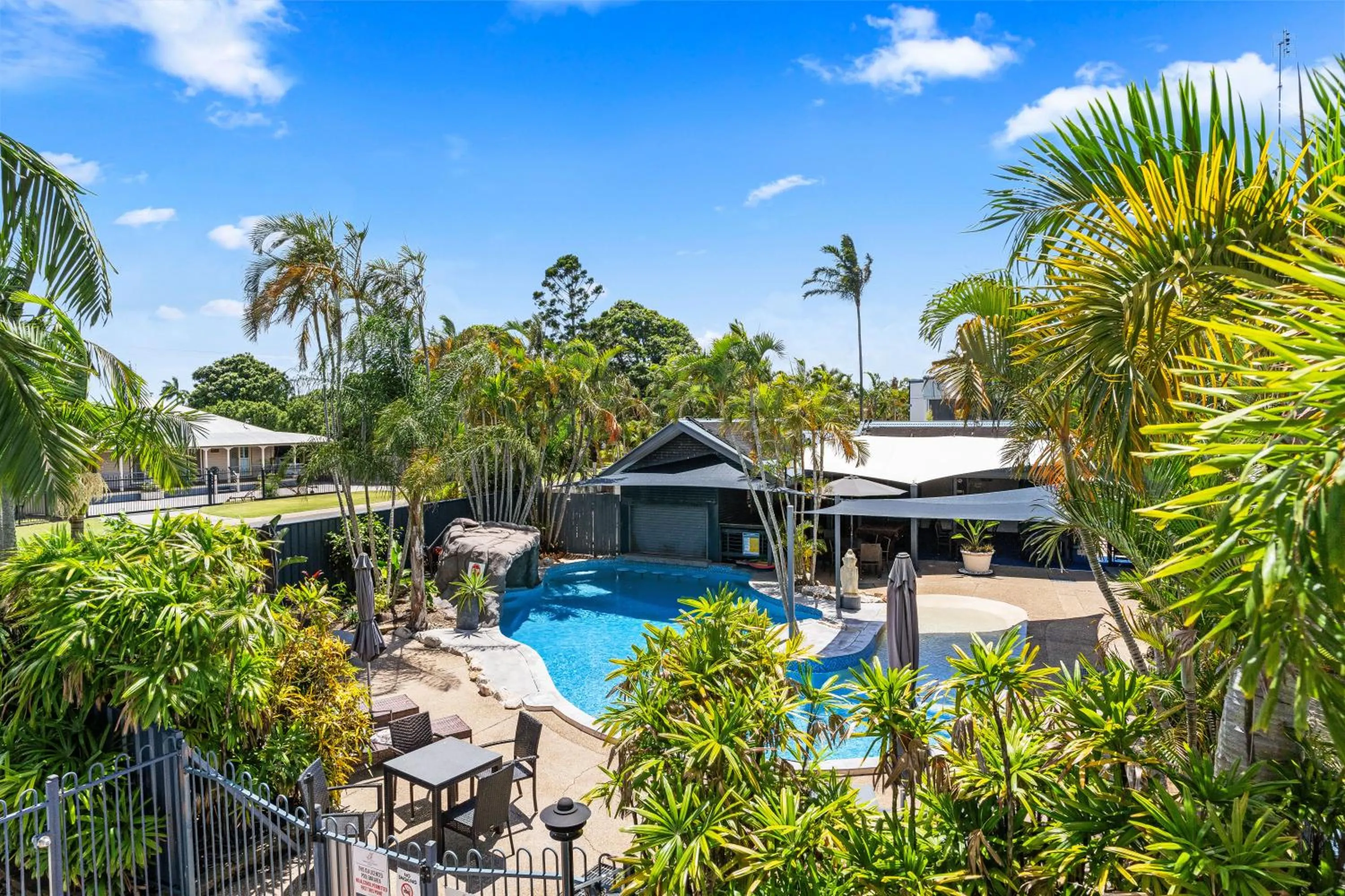 Swimming pool in Grange Resort Hervey Bay