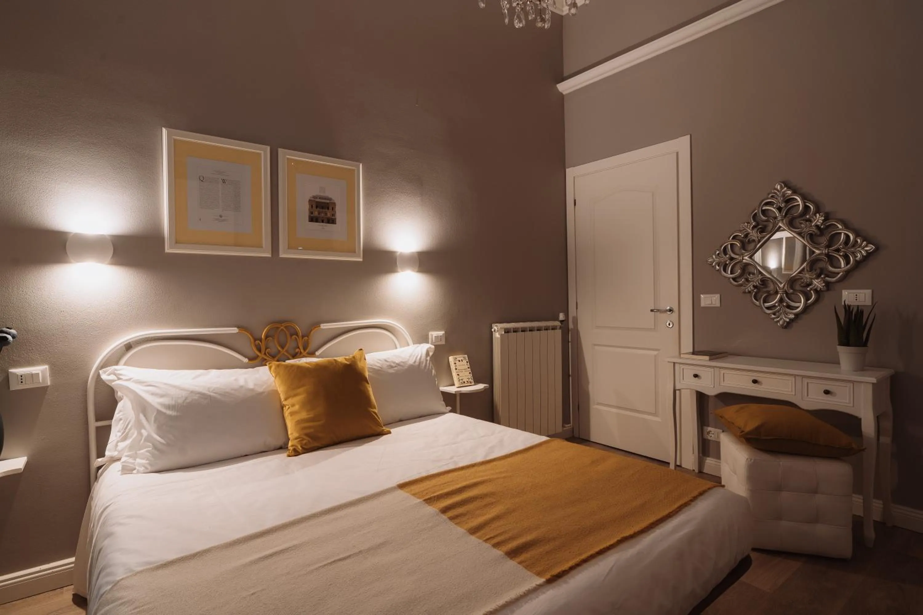 Bed in Rooms Genova dei Rolli