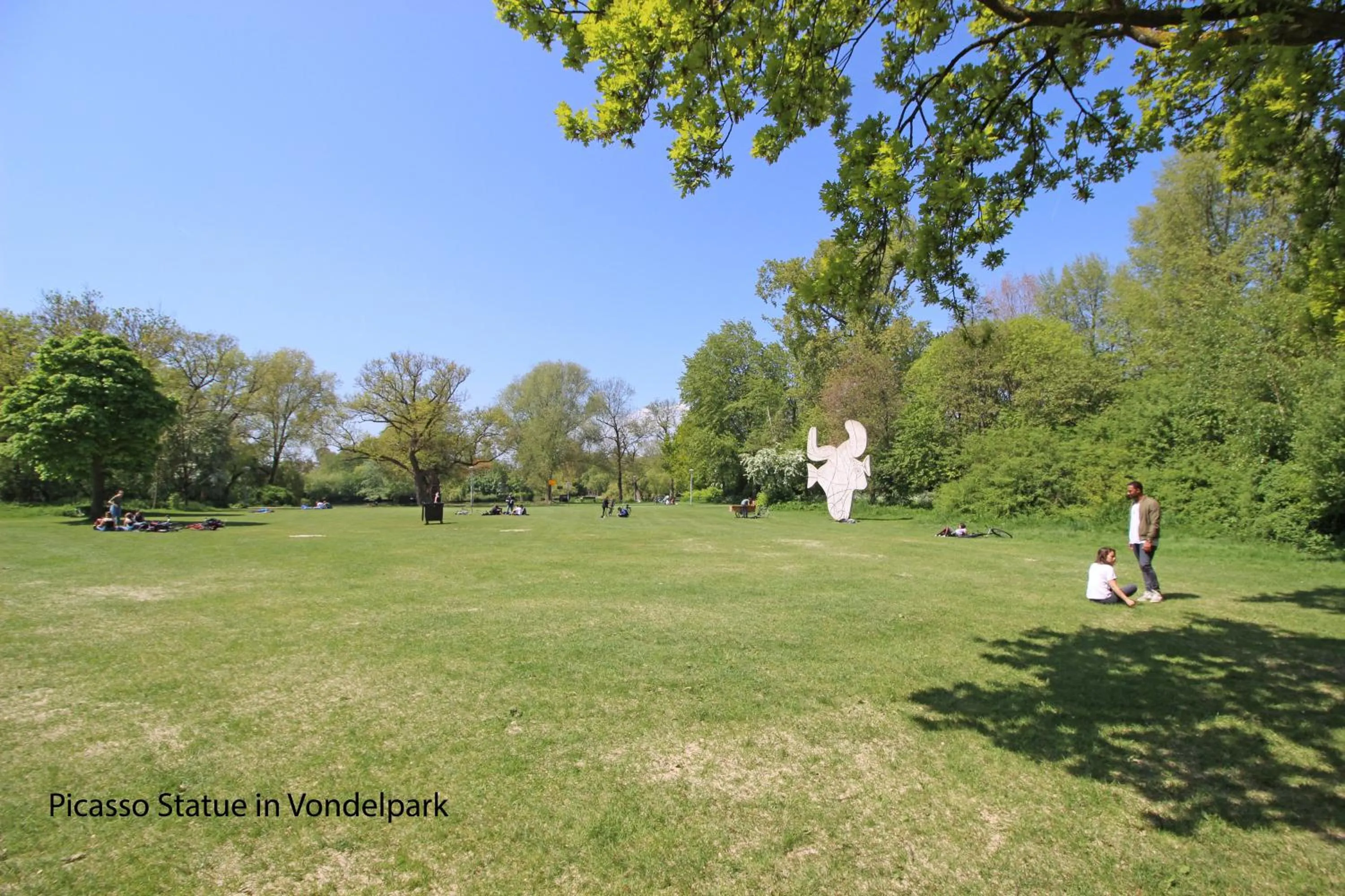 Nearby landmark in Guesthouse Prinsencanal 1