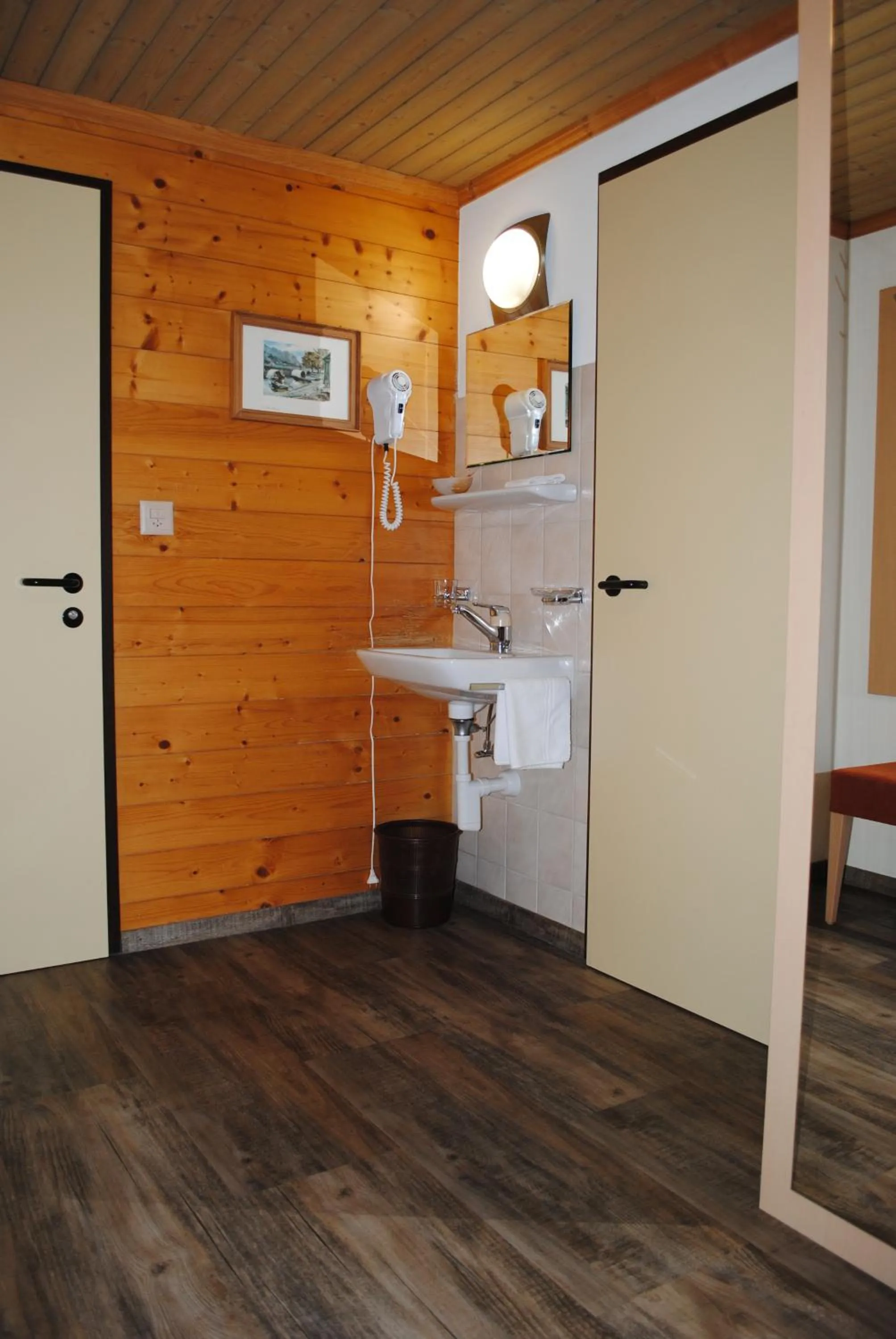 Bathroom in Hotel Des Alpes