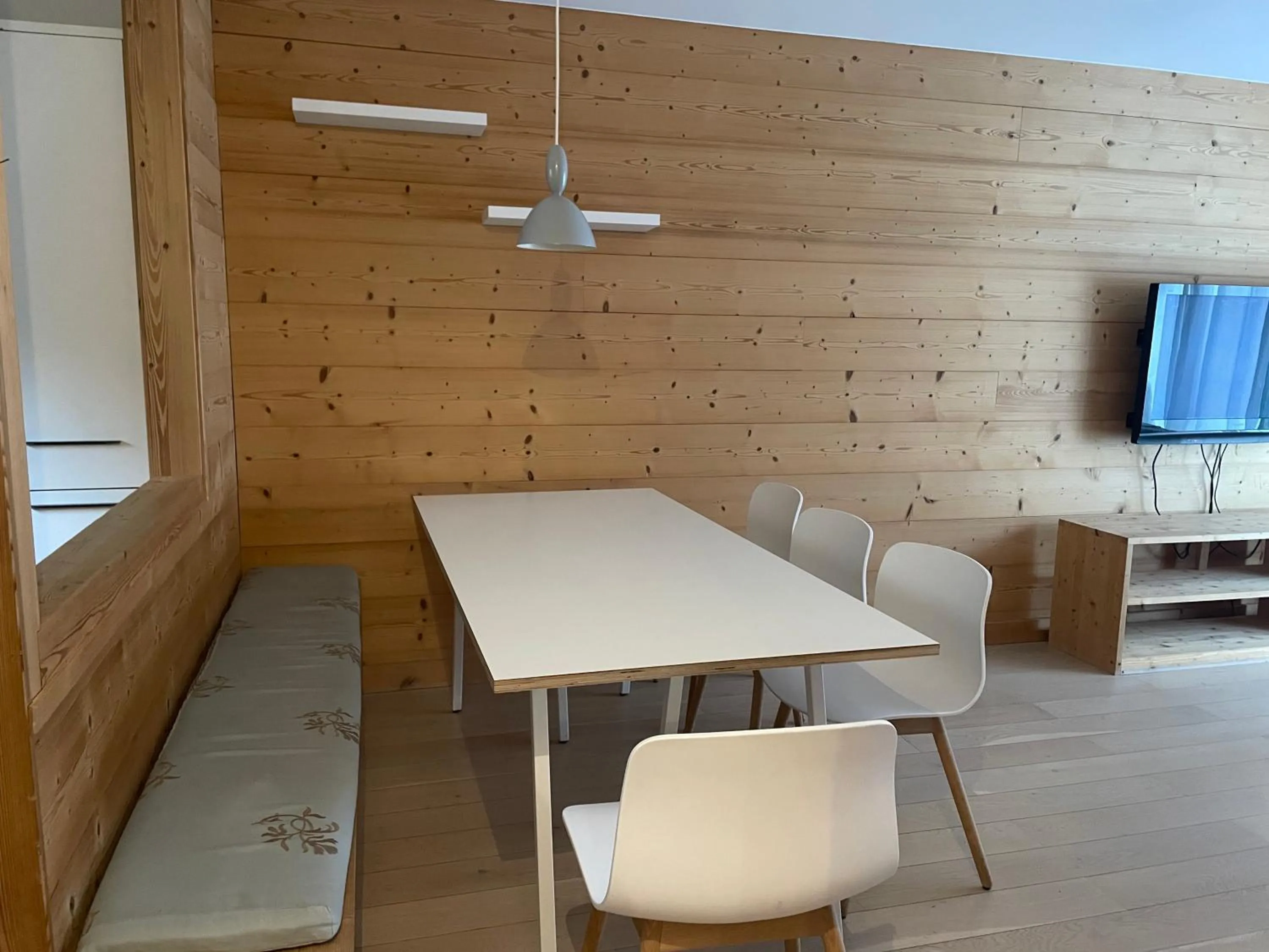 Dining area in ANNEXE 1888