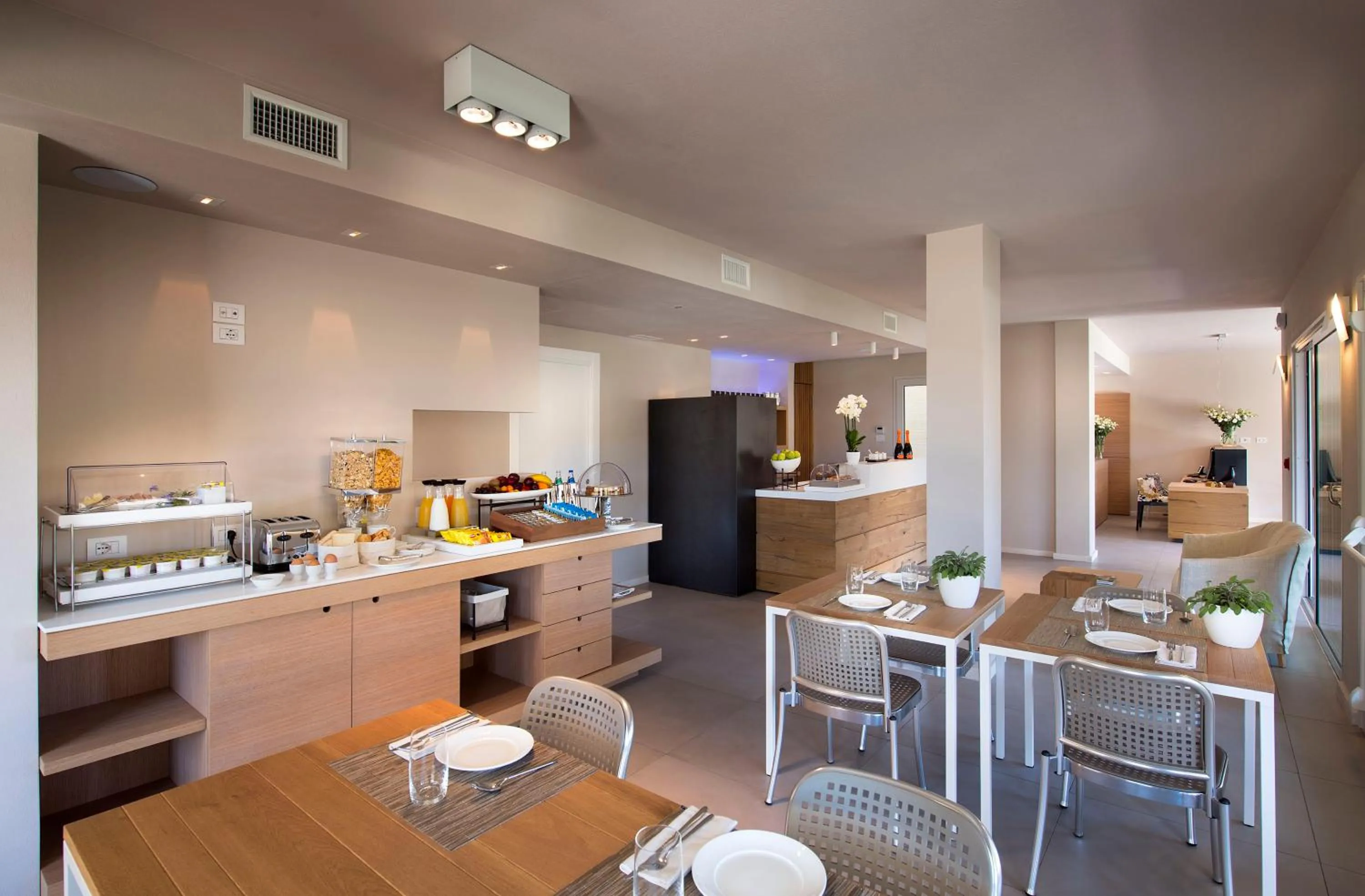 Continental breakfast in Domu Simius Life Style Hotel