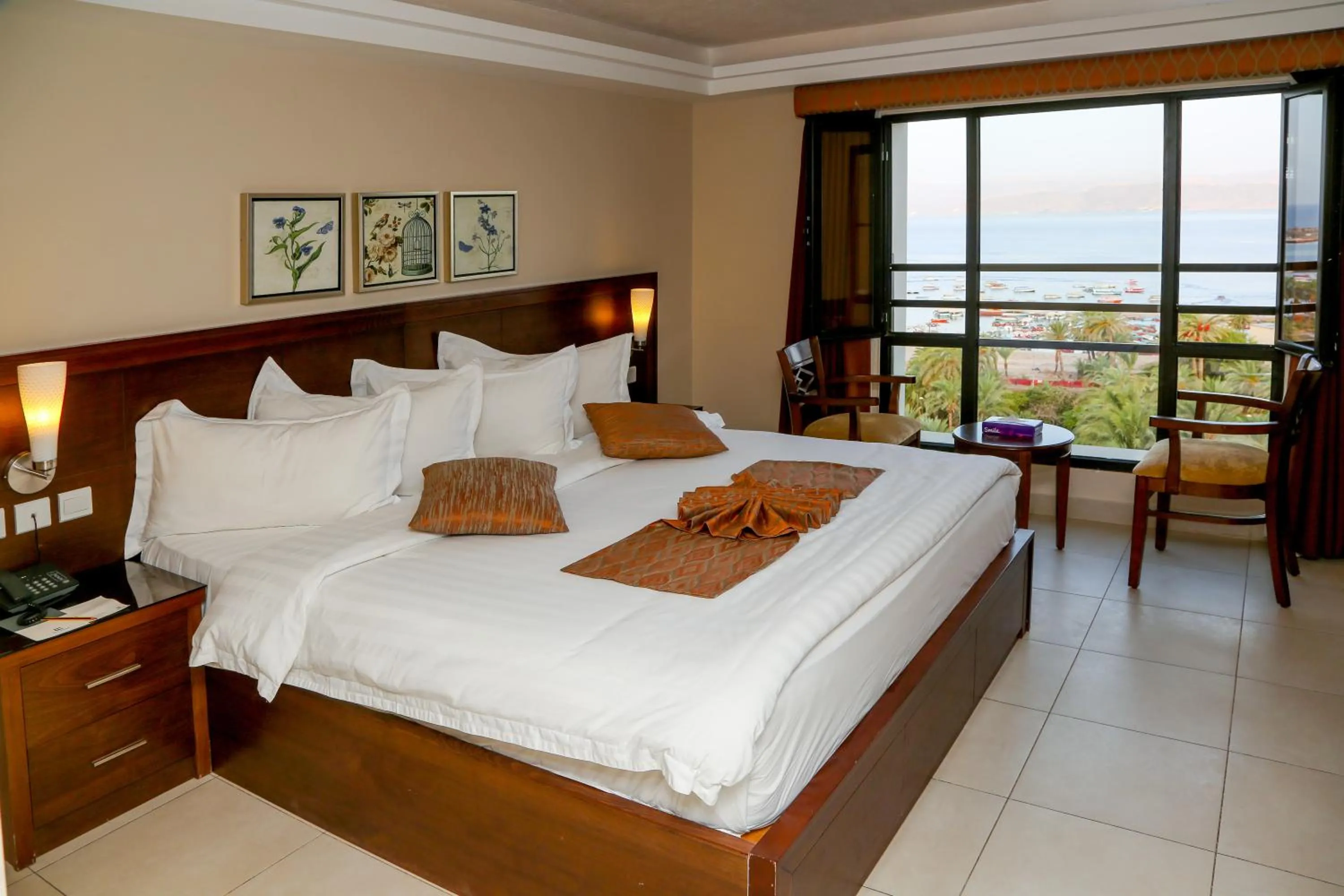 Bed in City Tower Hotel