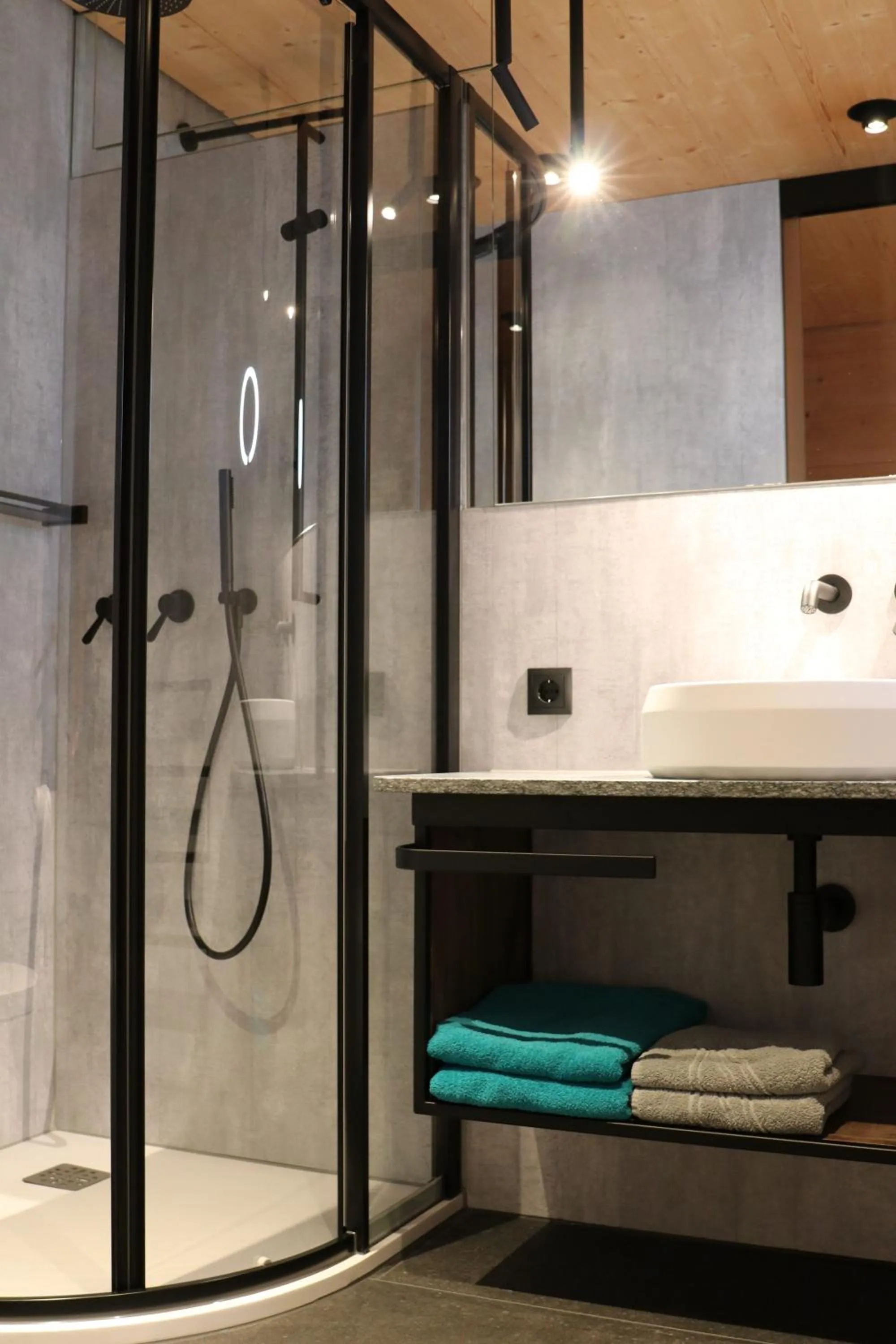 Bathroom in Naturhotel Waldklause