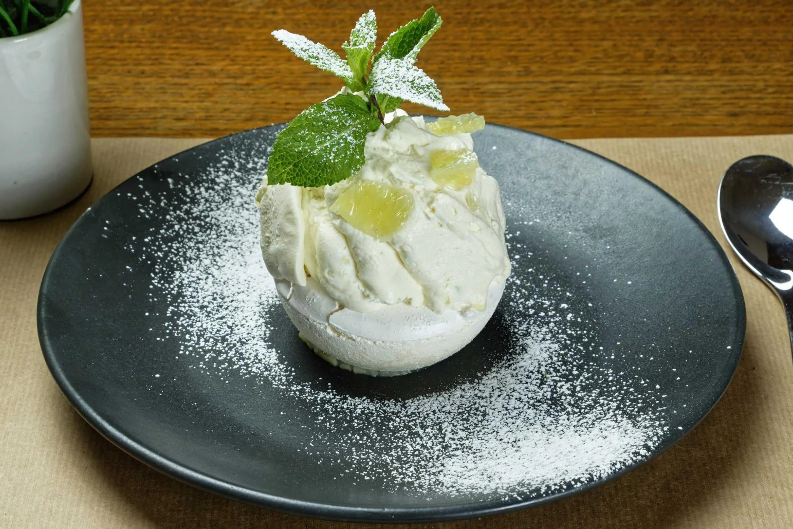 Food close-up in Contact Hôtel du Commerce et son restaurant Côte à Côte