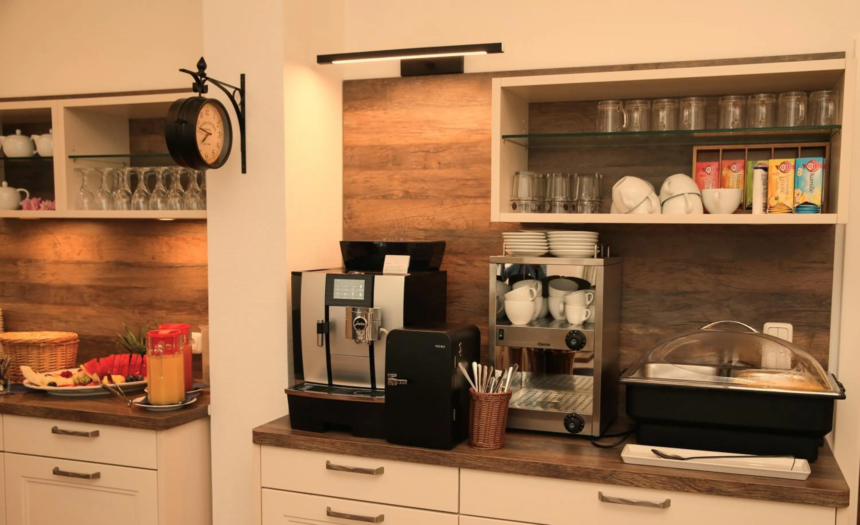 Breakfast in Hotel Esplanade Garni