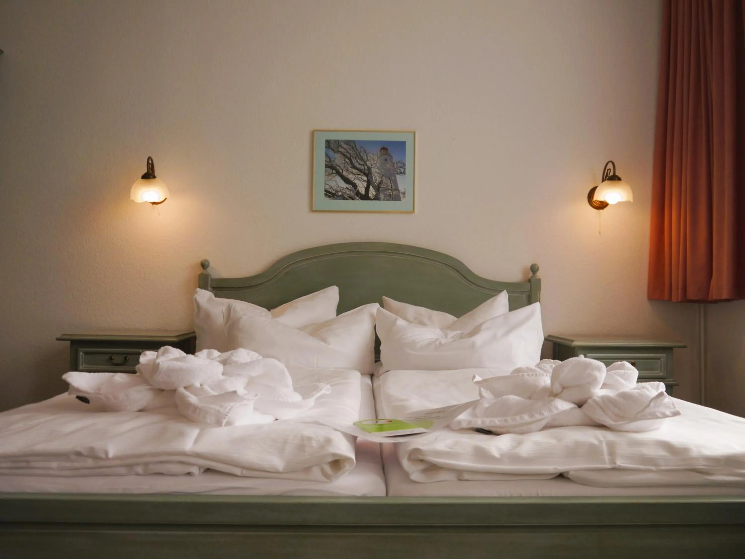 Photo of the whole room, Bed in Hotel Esplanade Garni