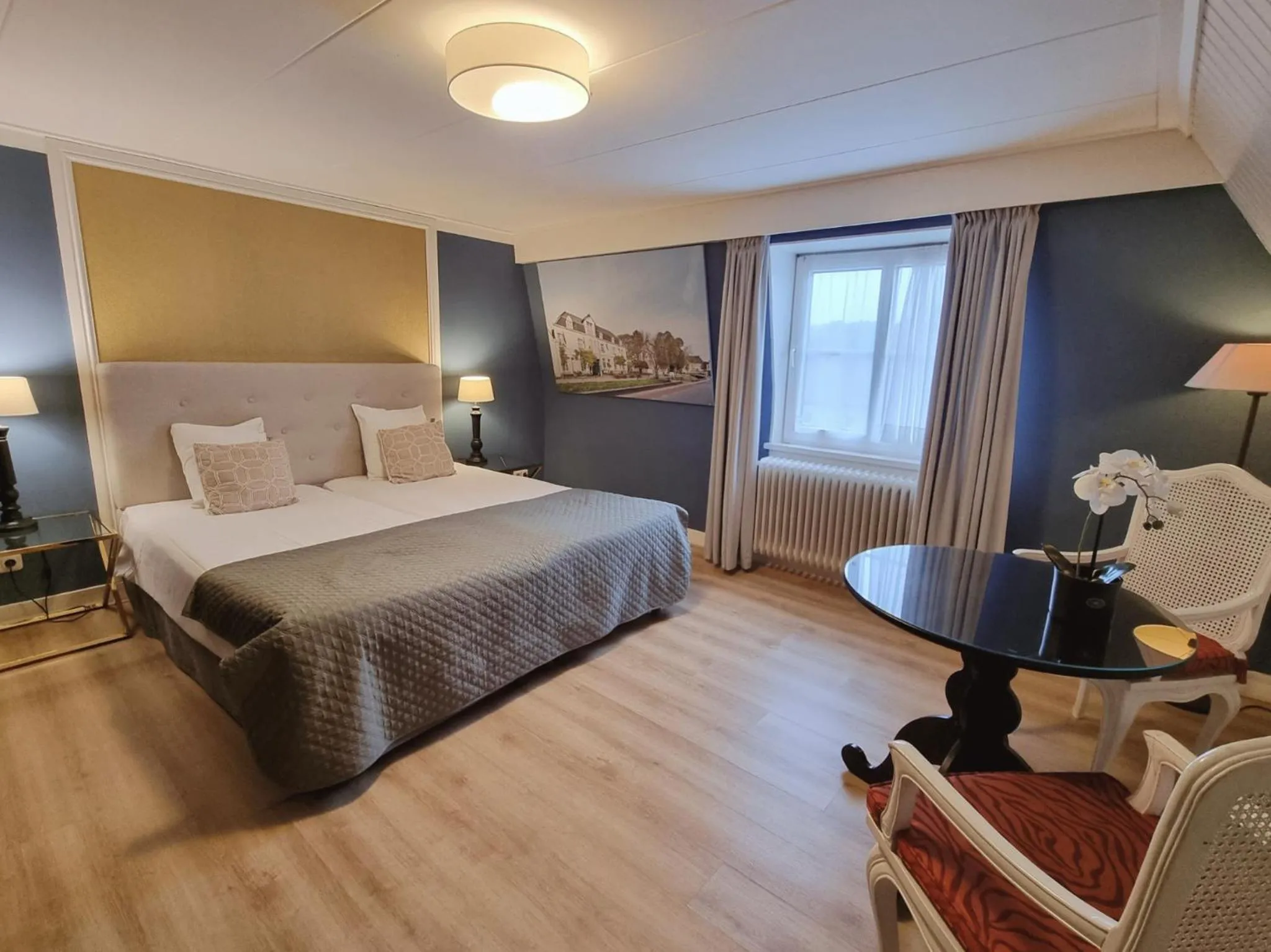 Photo of the whole room, Bed in Hotel Brull