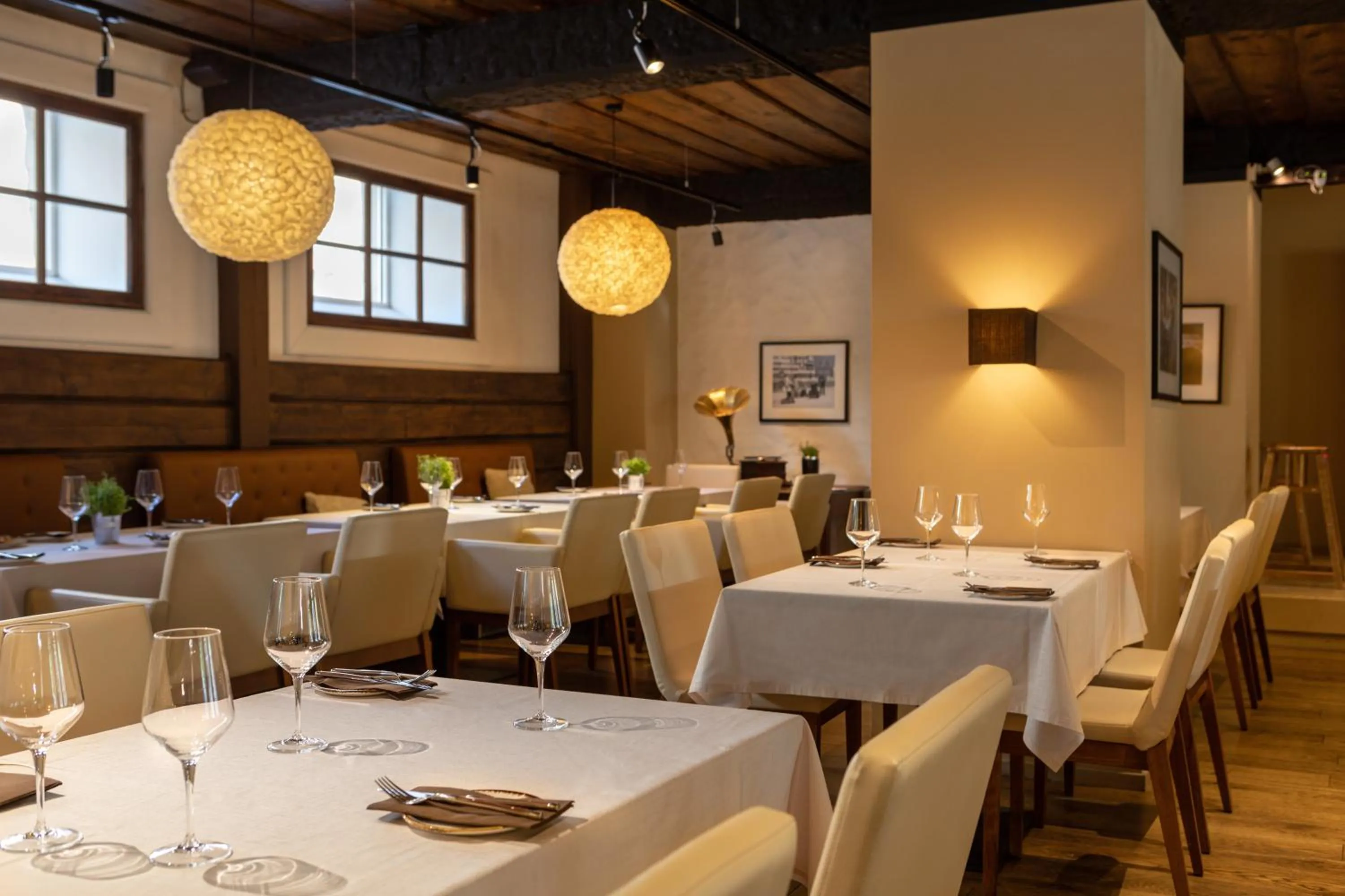 Restaurant/places to eat in Kreutzwald Hotel Tallinn