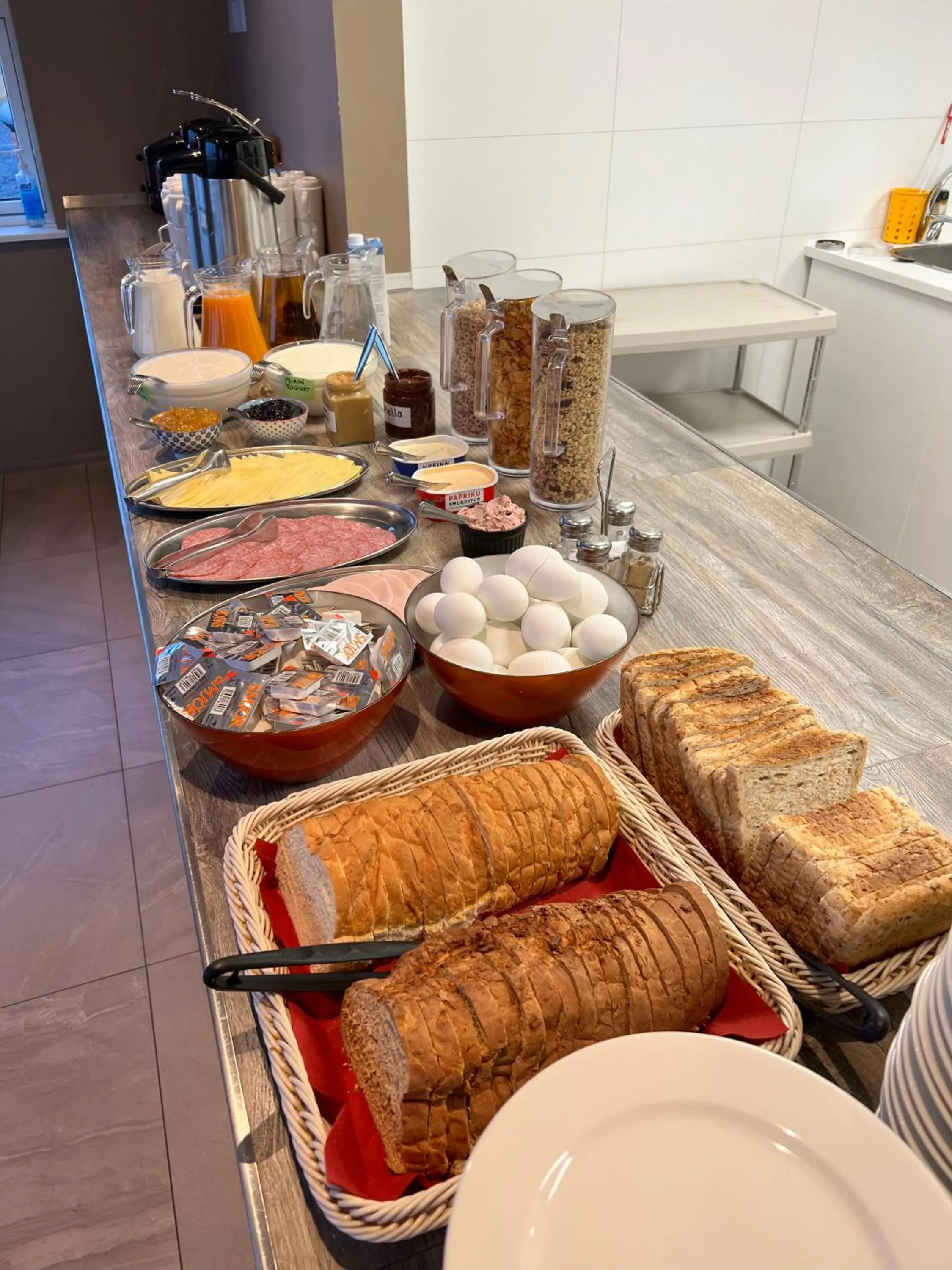 Breakfast in Vagnsstadir Guesthouse