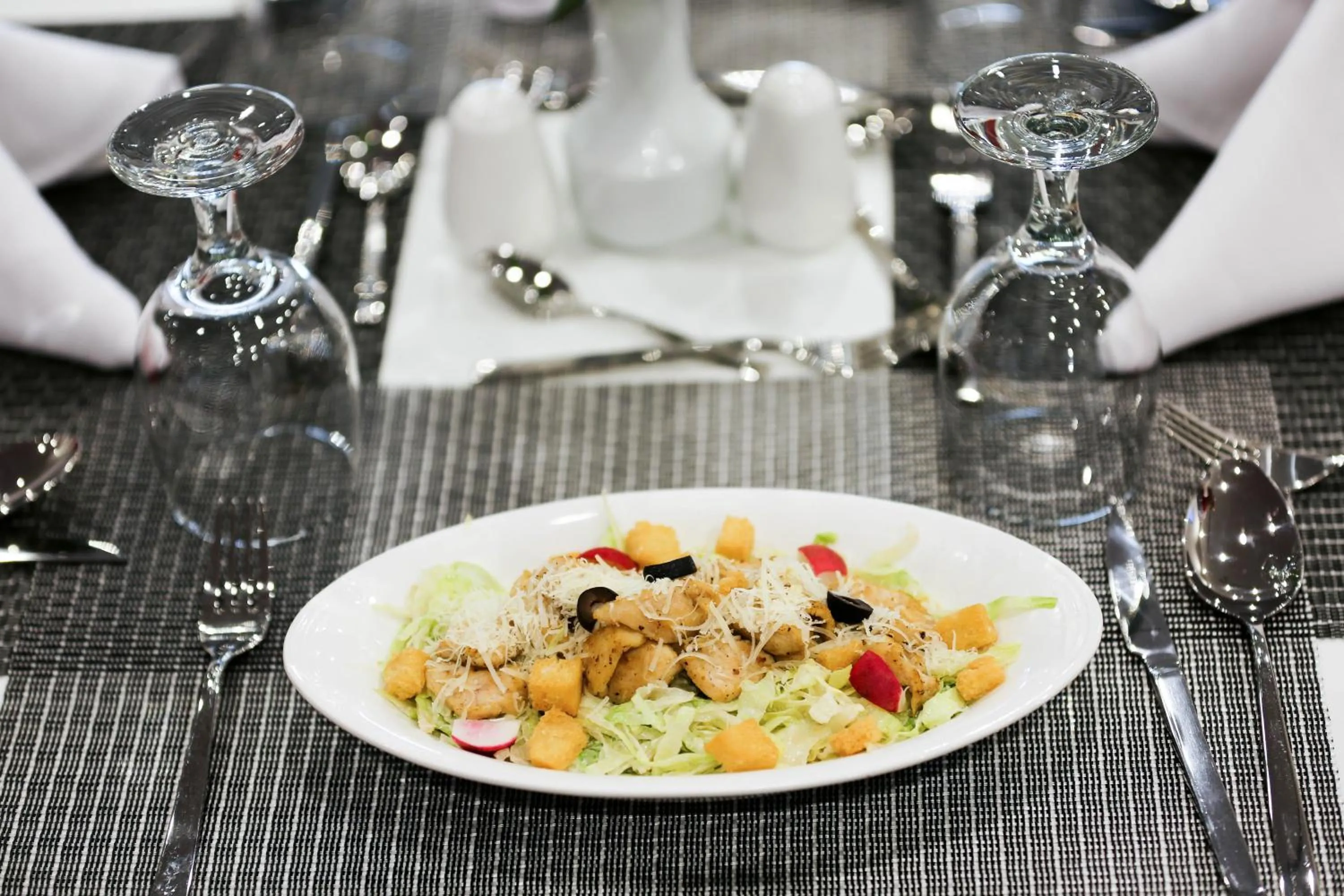 Food in Ramada Encore Al Khobar Olaya