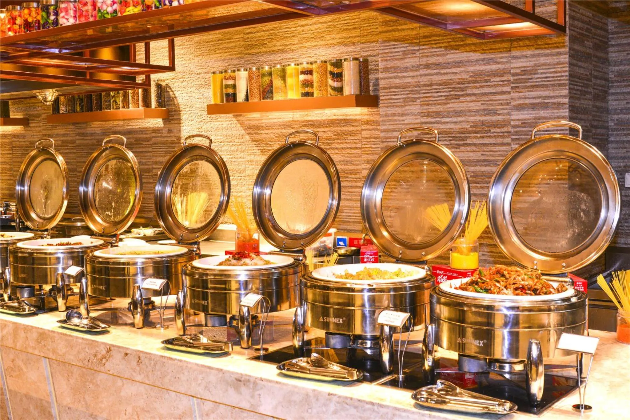 Restaurant/places to eat in Ramada Heze