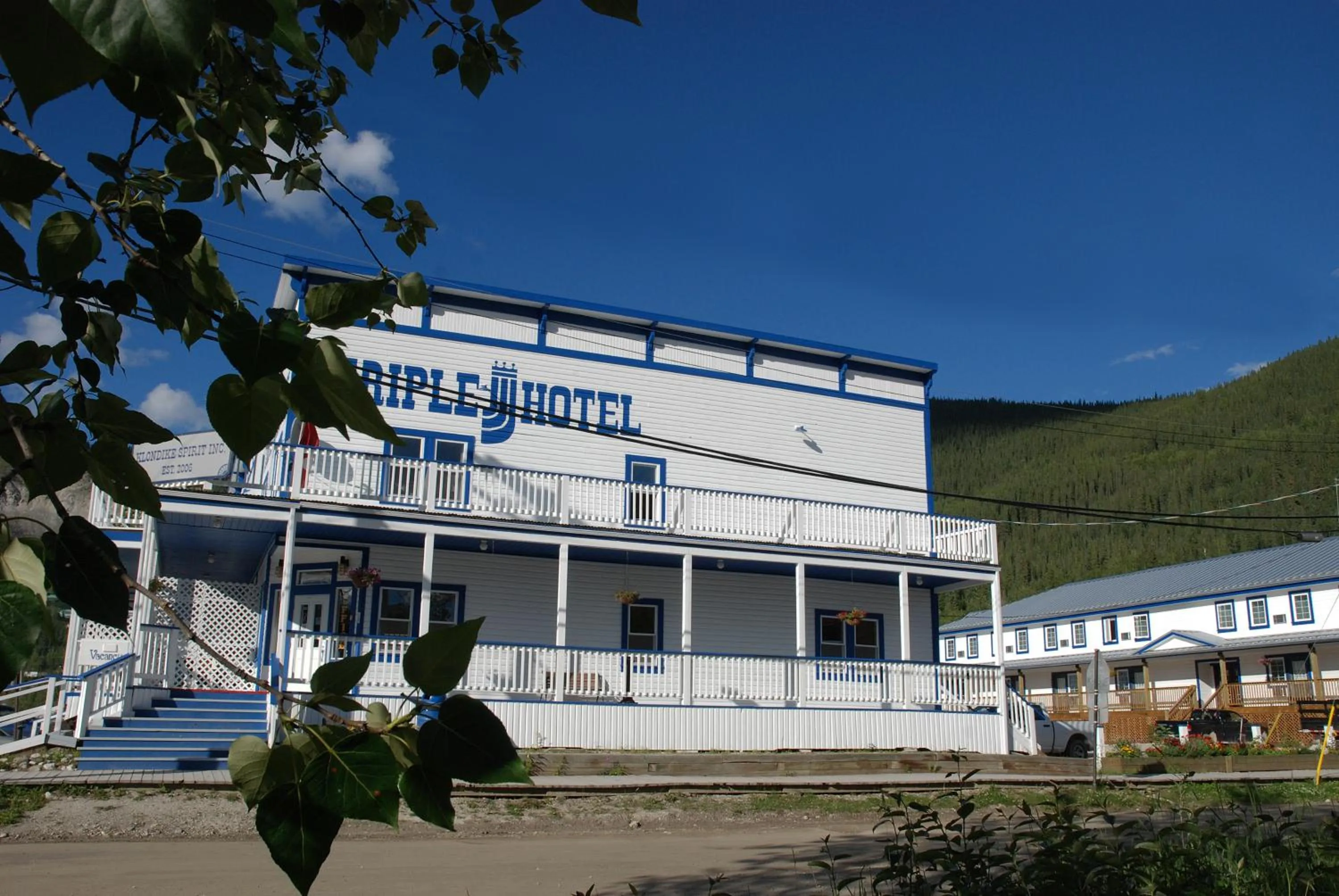 Facade/entrance in Triple J Hotel