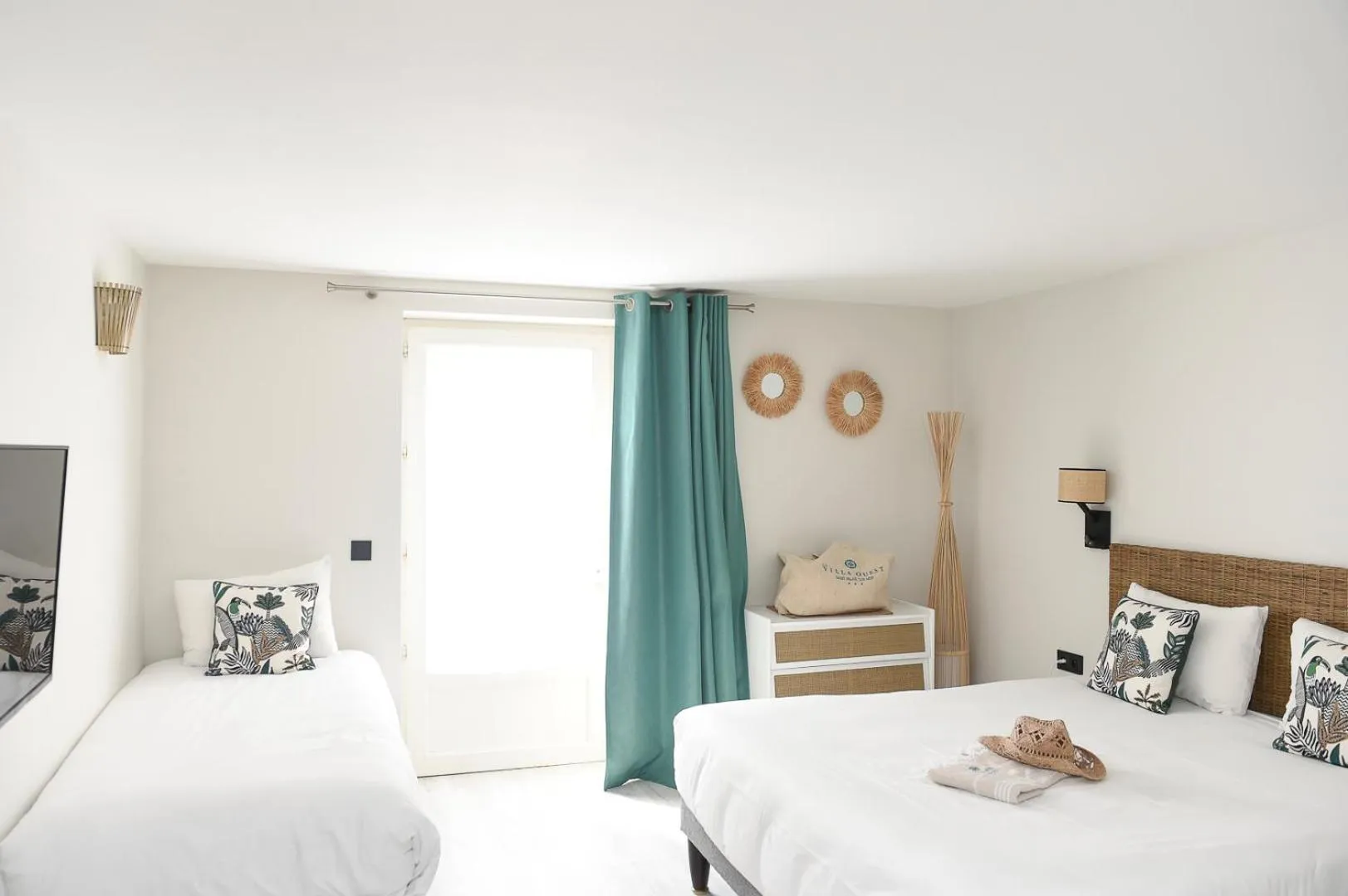 Patio, Bed in The Originals Boutique Hôtel La Villa Ouest & Spa