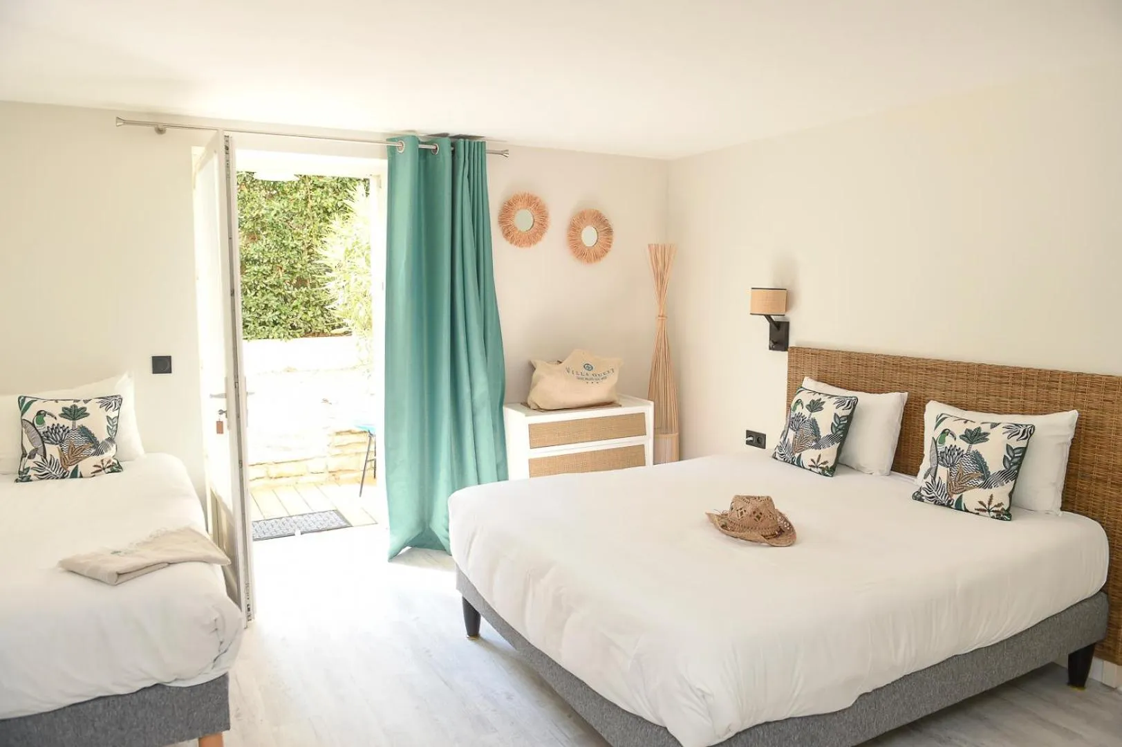 Patio, Bed in The Originals Boutique Hôtel La Villa Ouest & Spa