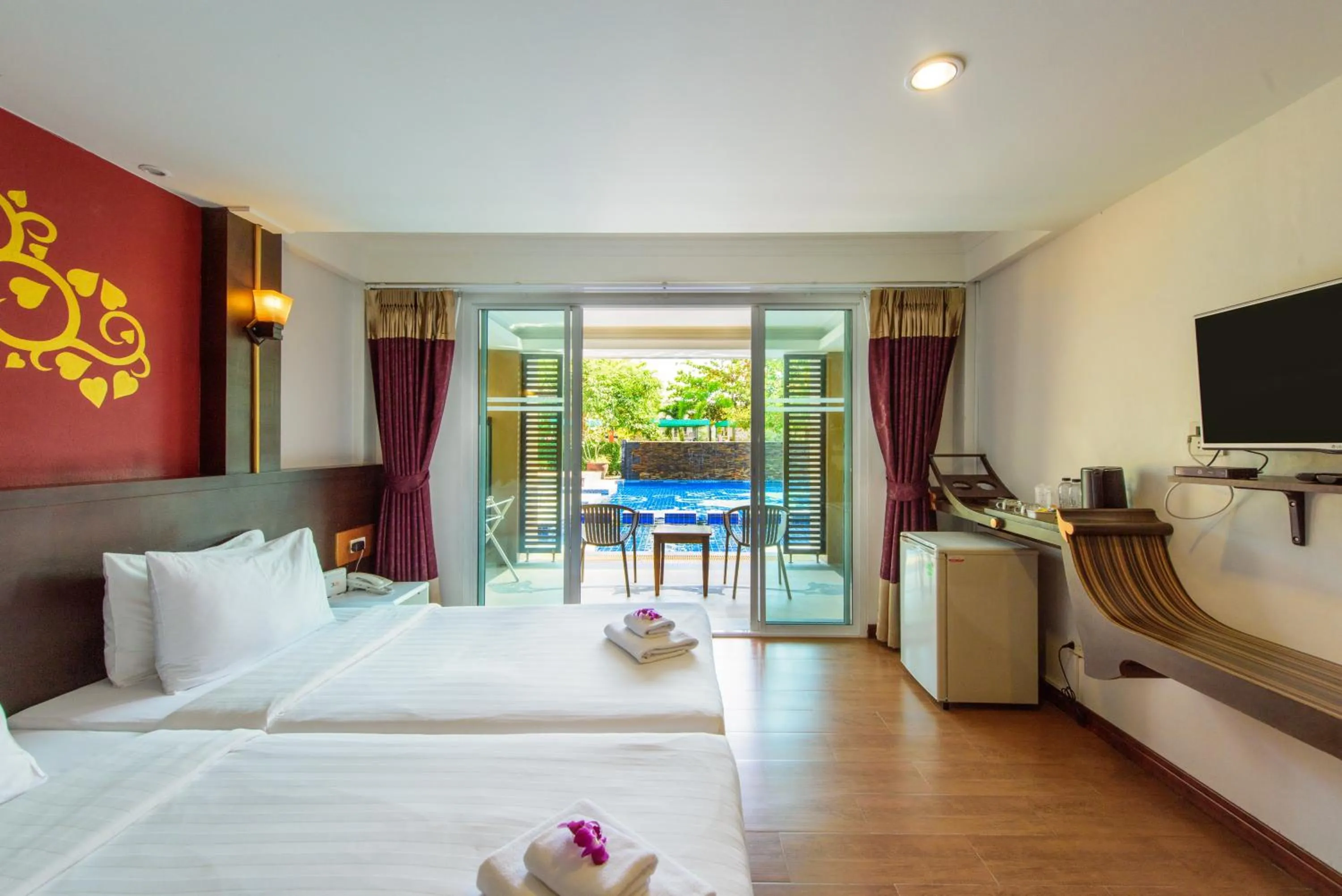 View (from property/room), Bed in Baan Grood Arcadia Resort & Spa