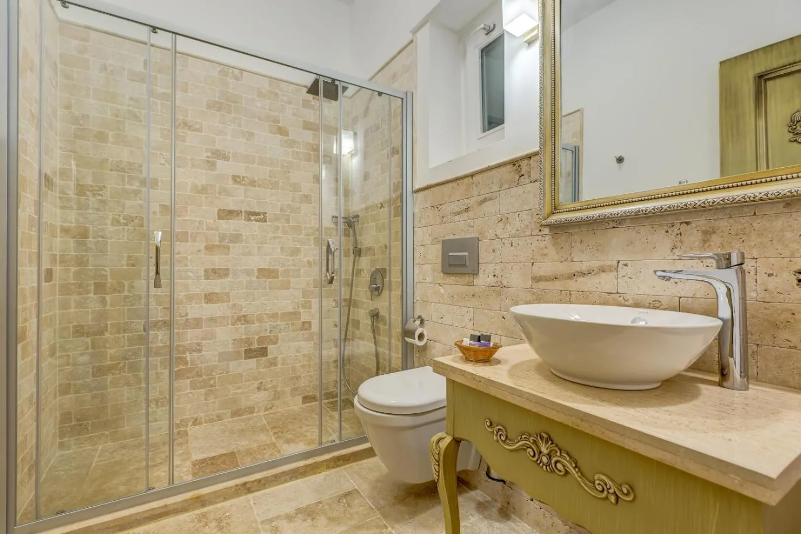 Shower in Bel Canto Alaçatı Hotel