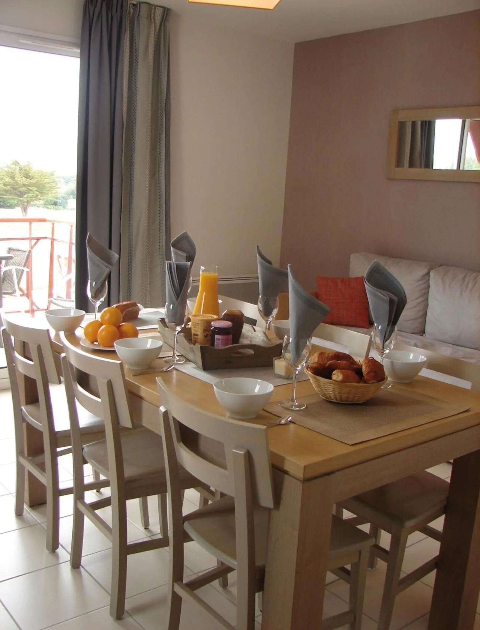 Dining area in Lagrange Vacances Cap Green