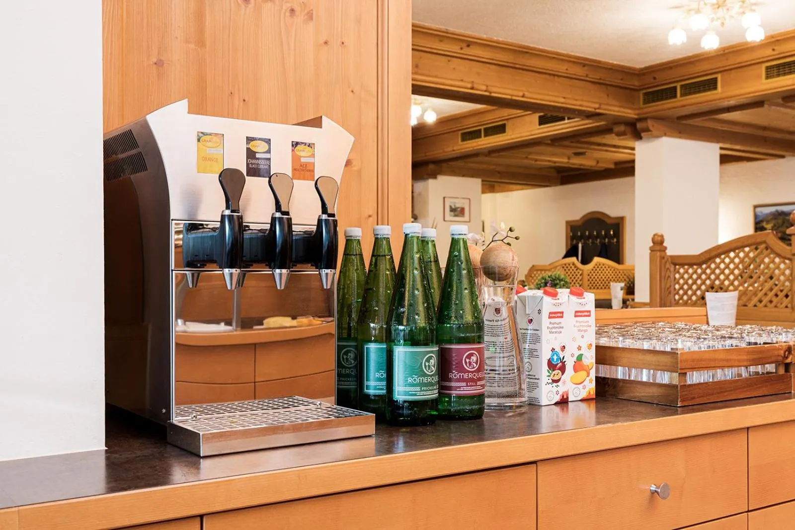 Breakfast in Hotel Roslehen