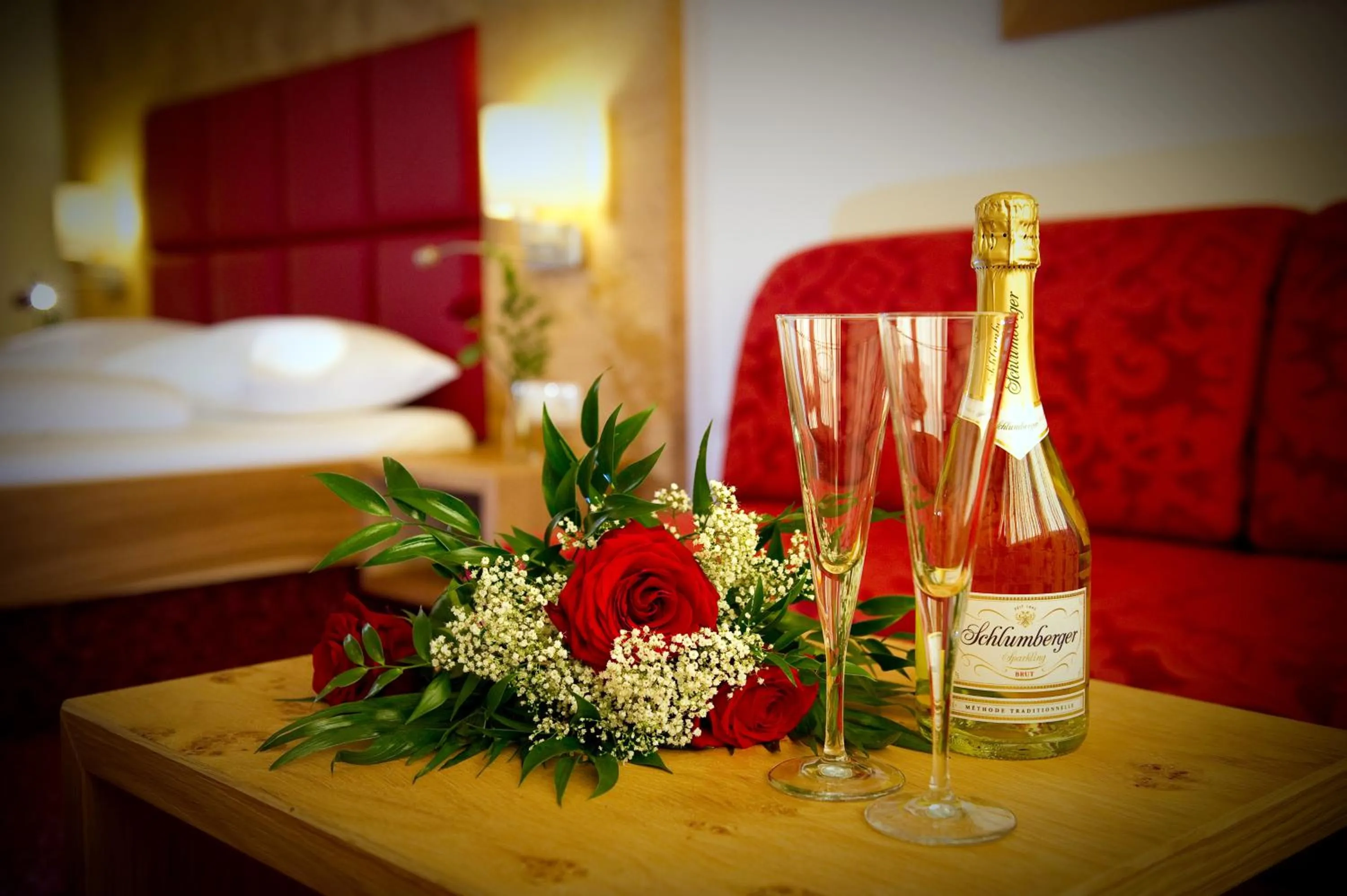 Bedroom, Bed in Hotel Roslehen