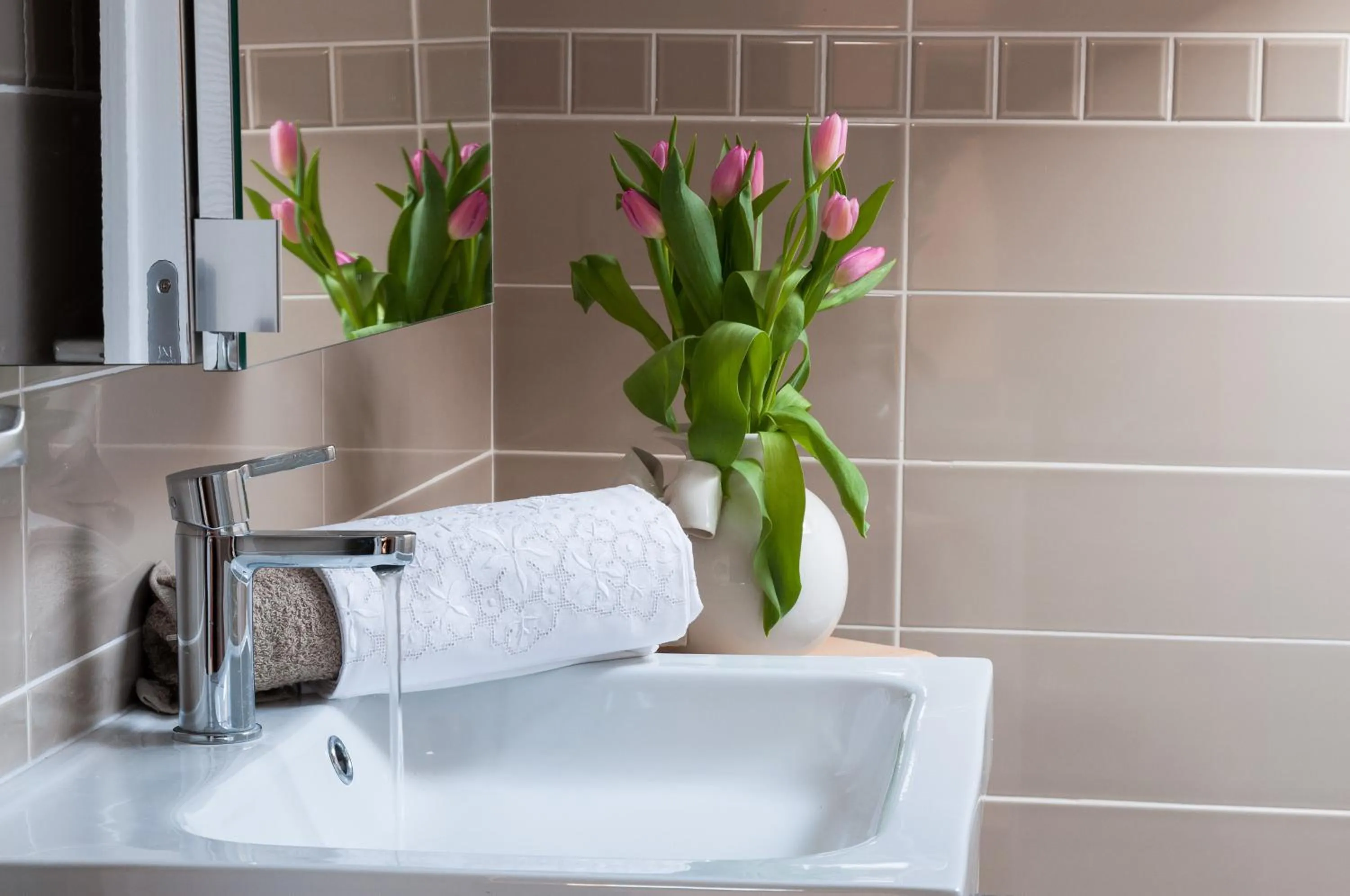 Shower in Quiet Home Terracina Apartments