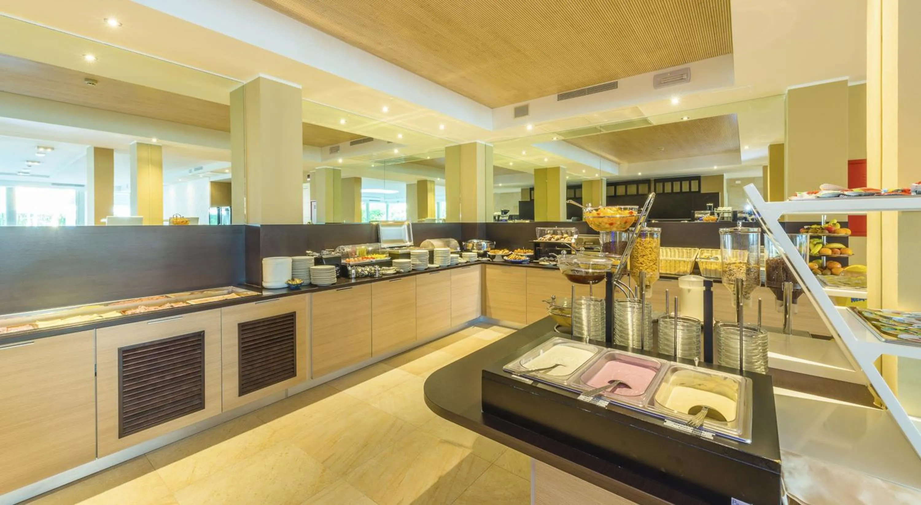 Restaurant/places to eat in Hotel San Marco