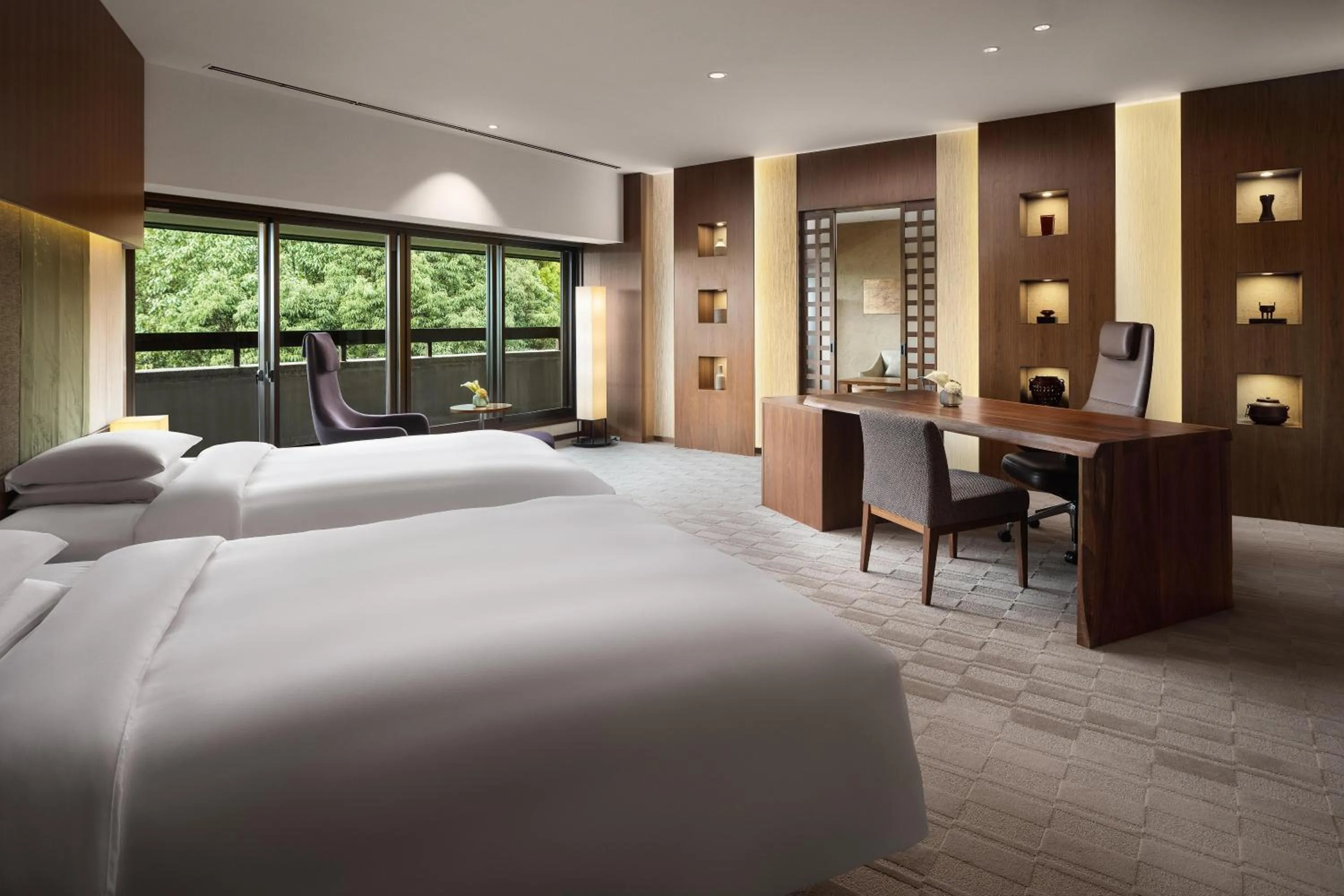 Photo of the whole room, Bed in Hyatt Regency Kyoto