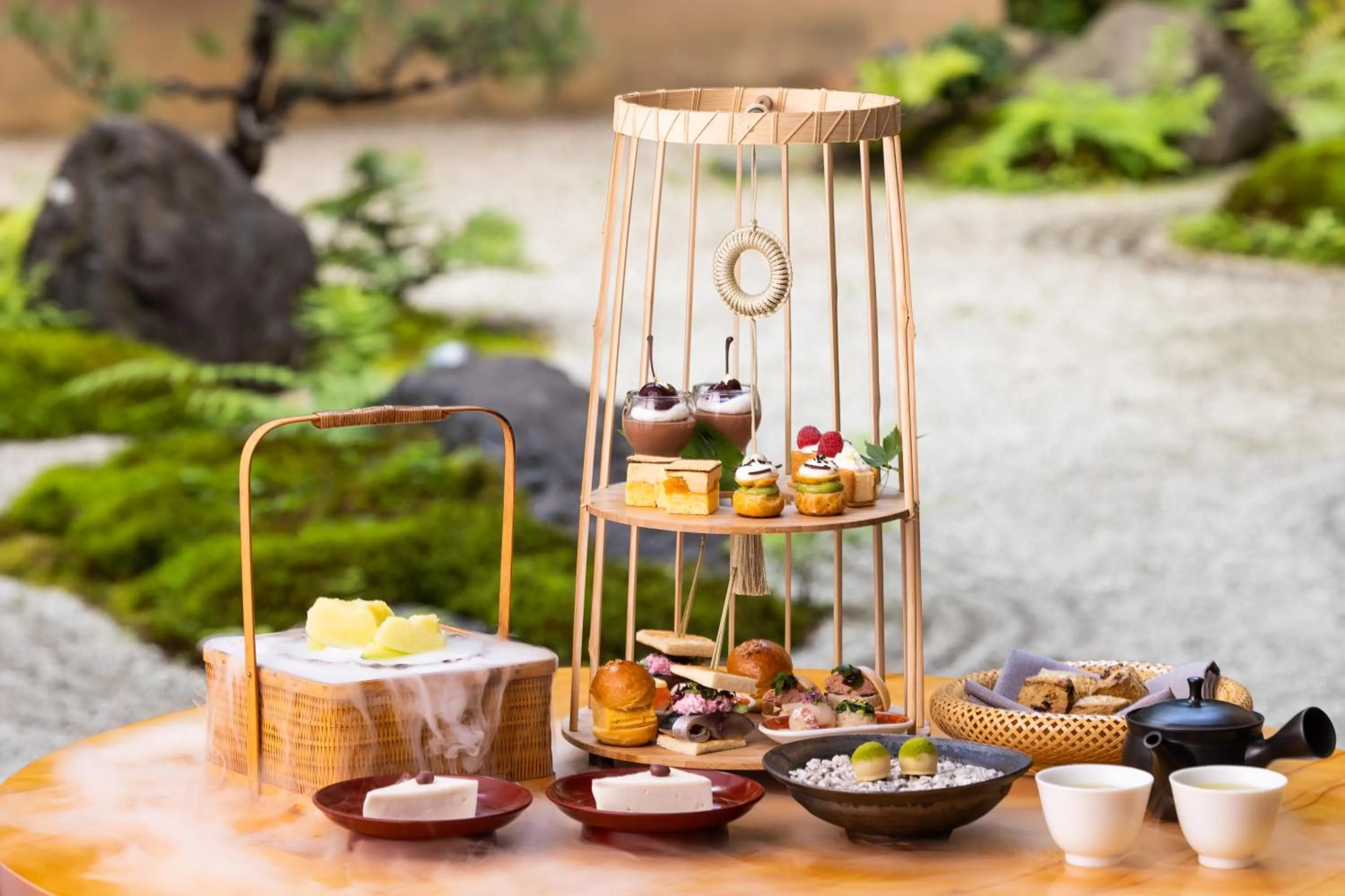 Restaurant/places to eat in Hyatt Regency Kyoto