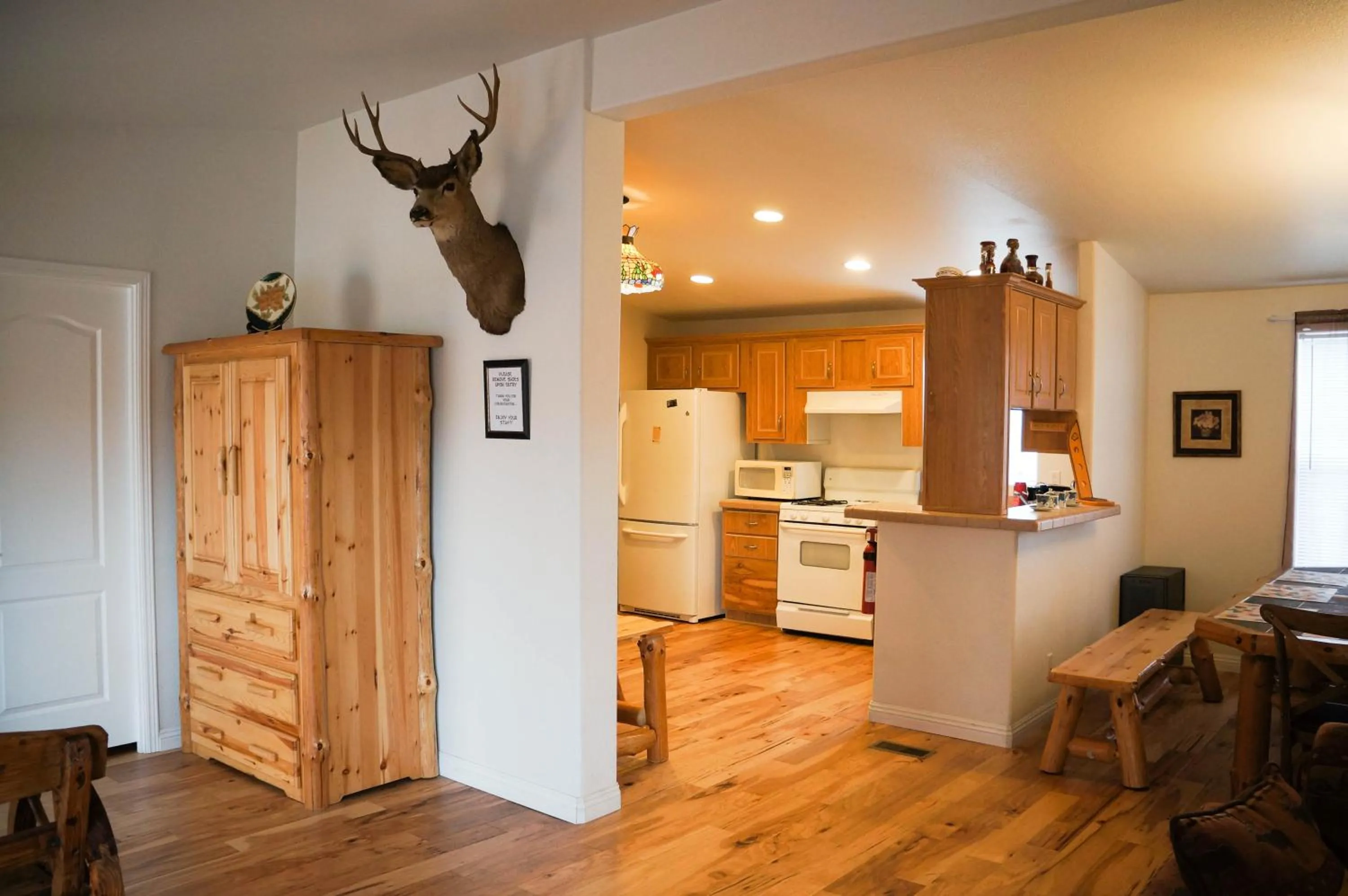 Kitchen or kitchenette in Country Club Chalet