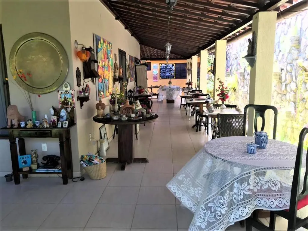 Restaurant/places to eat in Suítes Bouganville