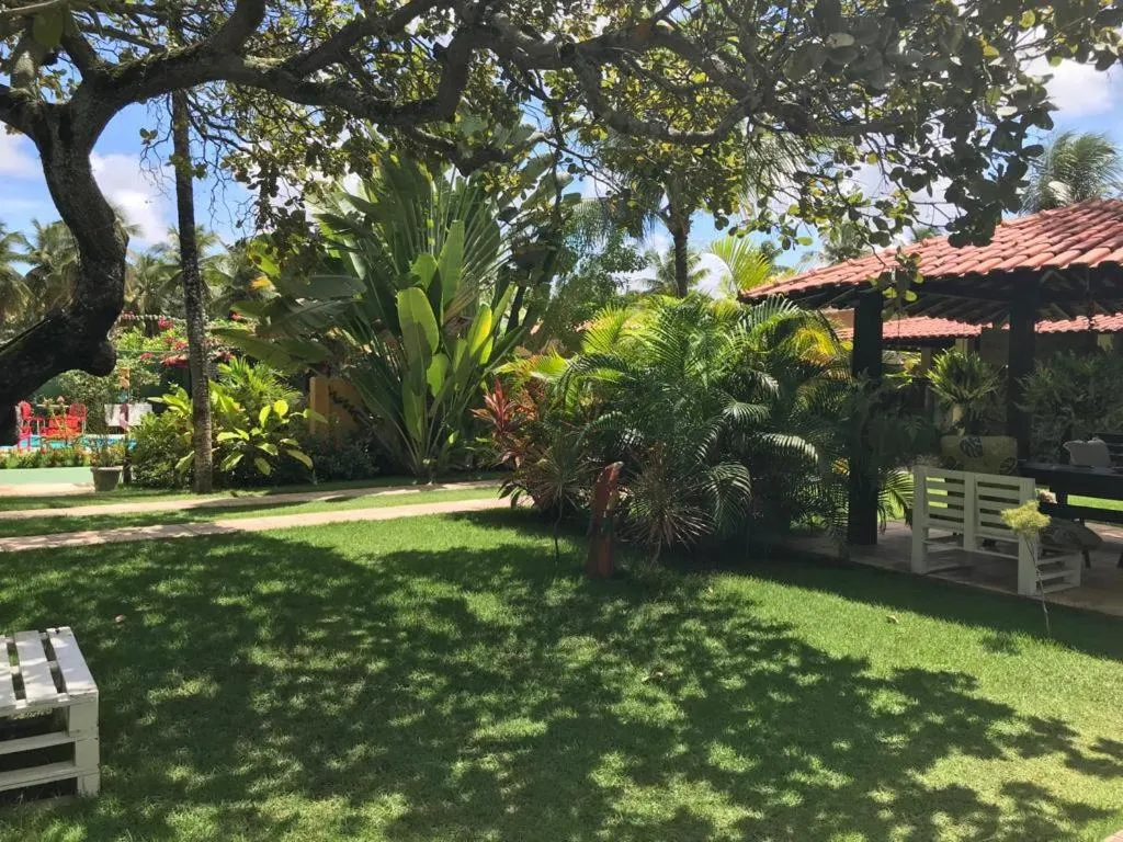 Garden view in Suítes Bouganville