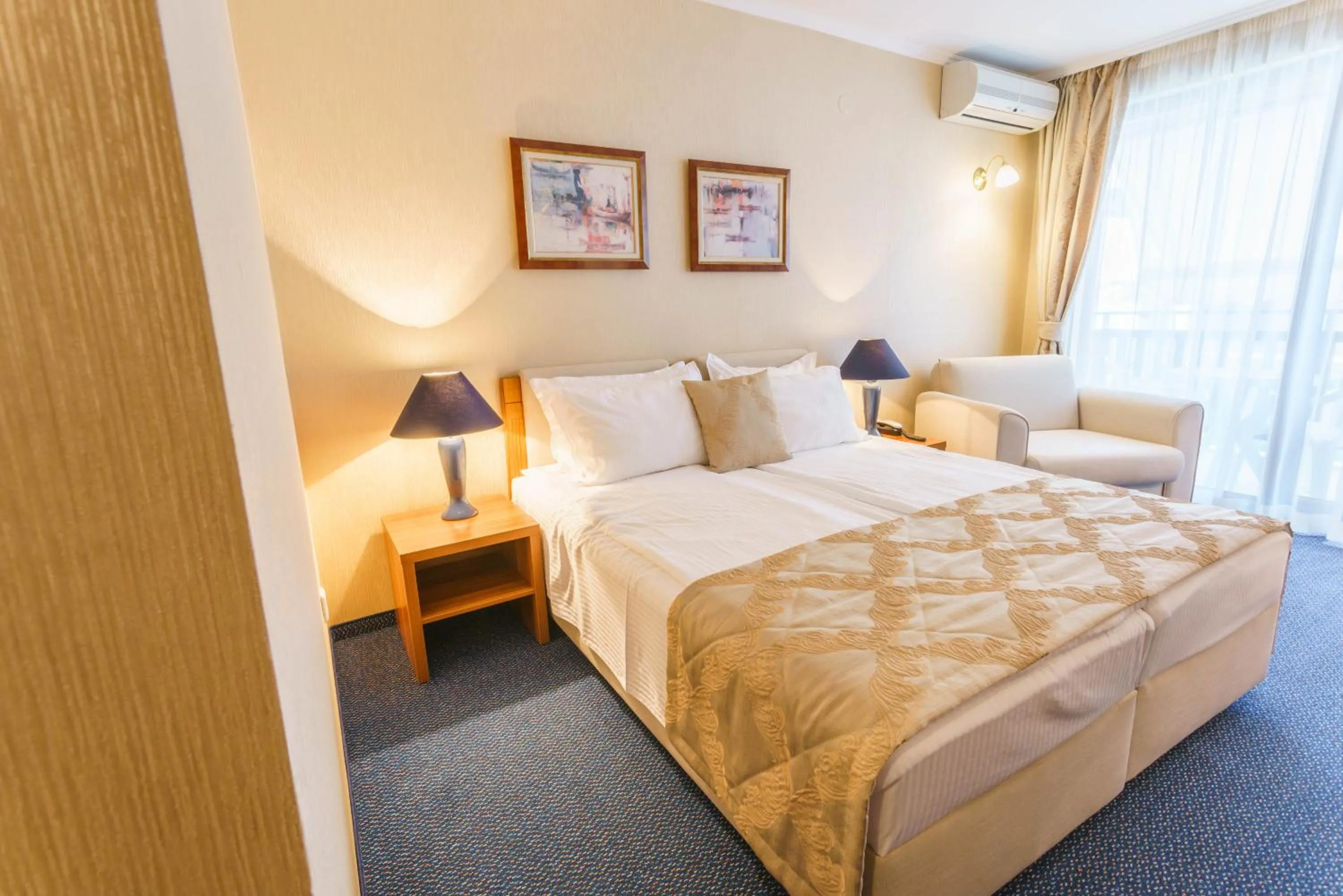 Photo of the whole room, Bed in Fjord B&B