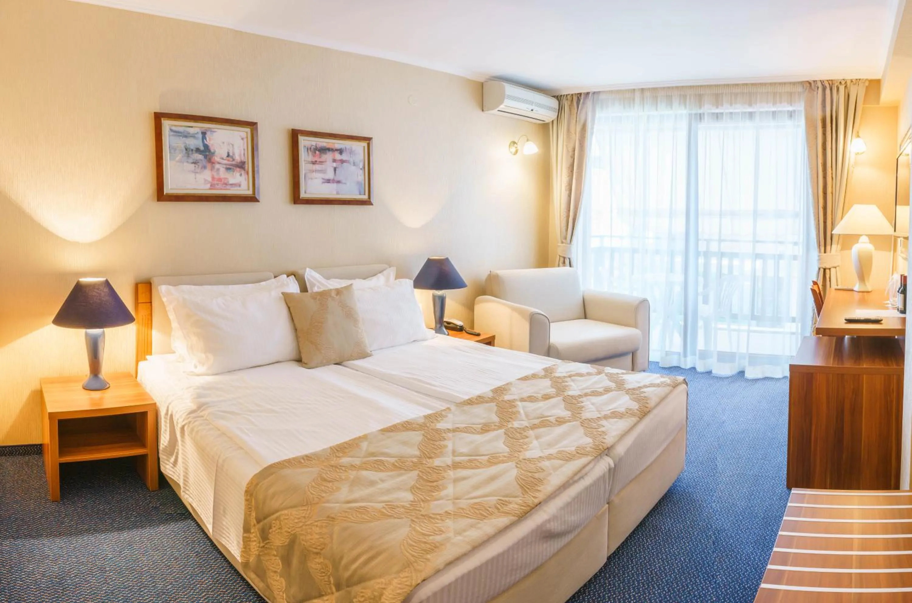 Photo of the whole room, Bed in Fjord B&B