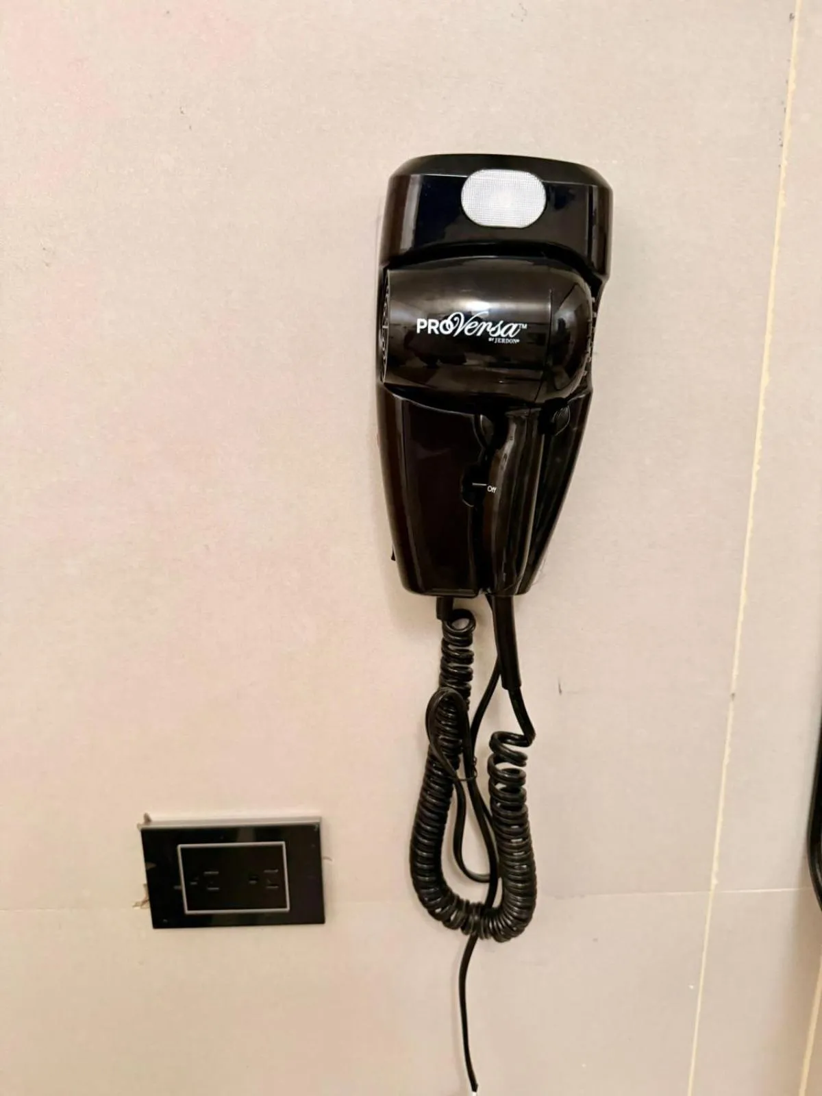 hair dryier in Cabanas Villa Antonella Covenas