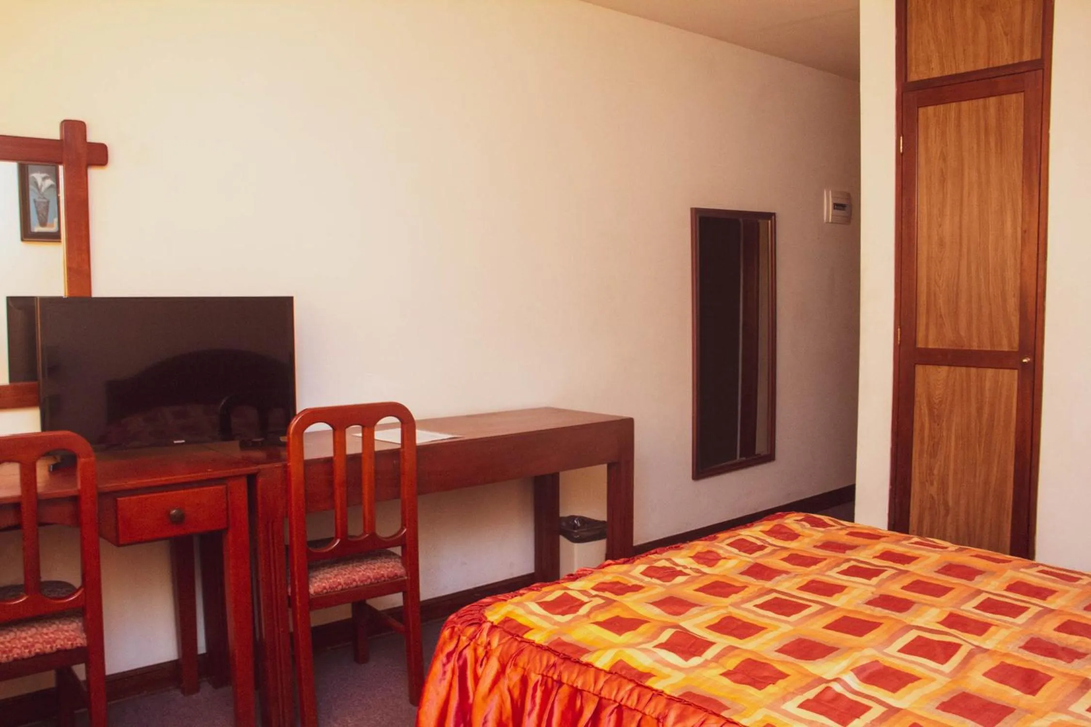 Bed in Hotel Internacional