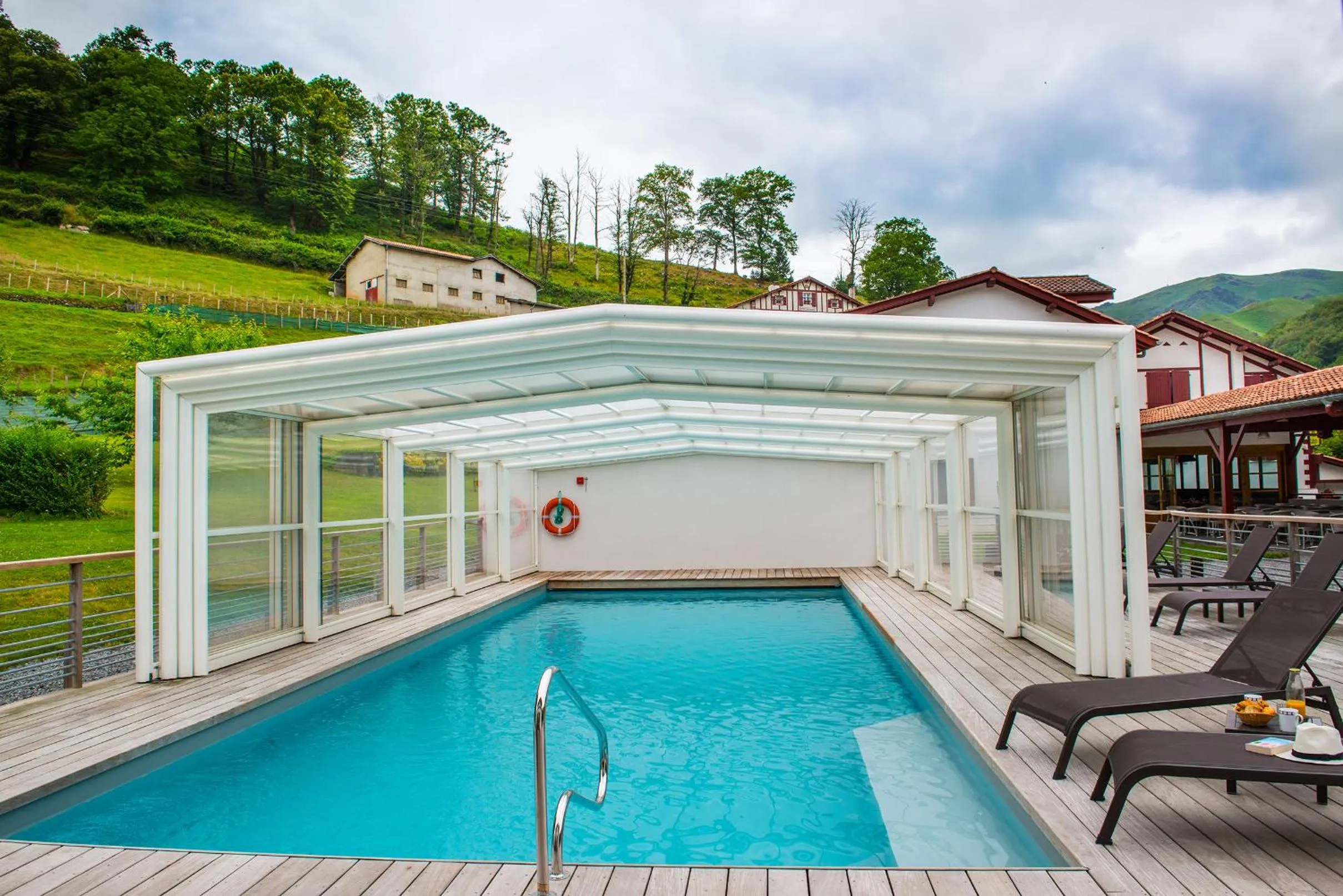 Fitness centre/facilities in Logis Hôtel Andreinia & Cabanes