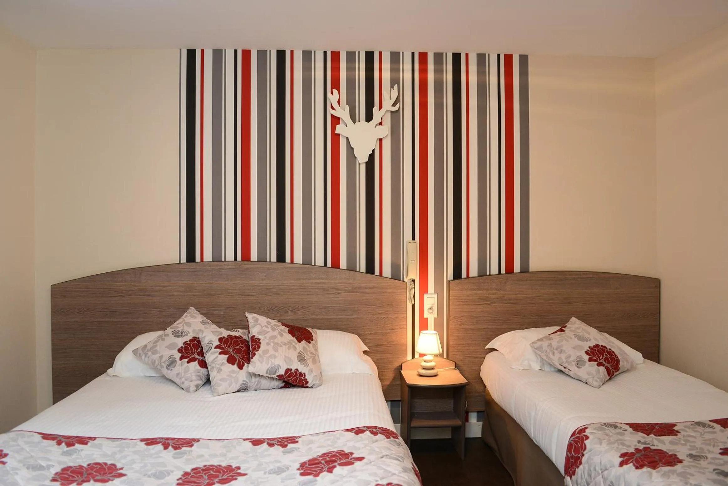 Photo of the whole room, Bed in Logis Hôtel Andreinia & Cabanes