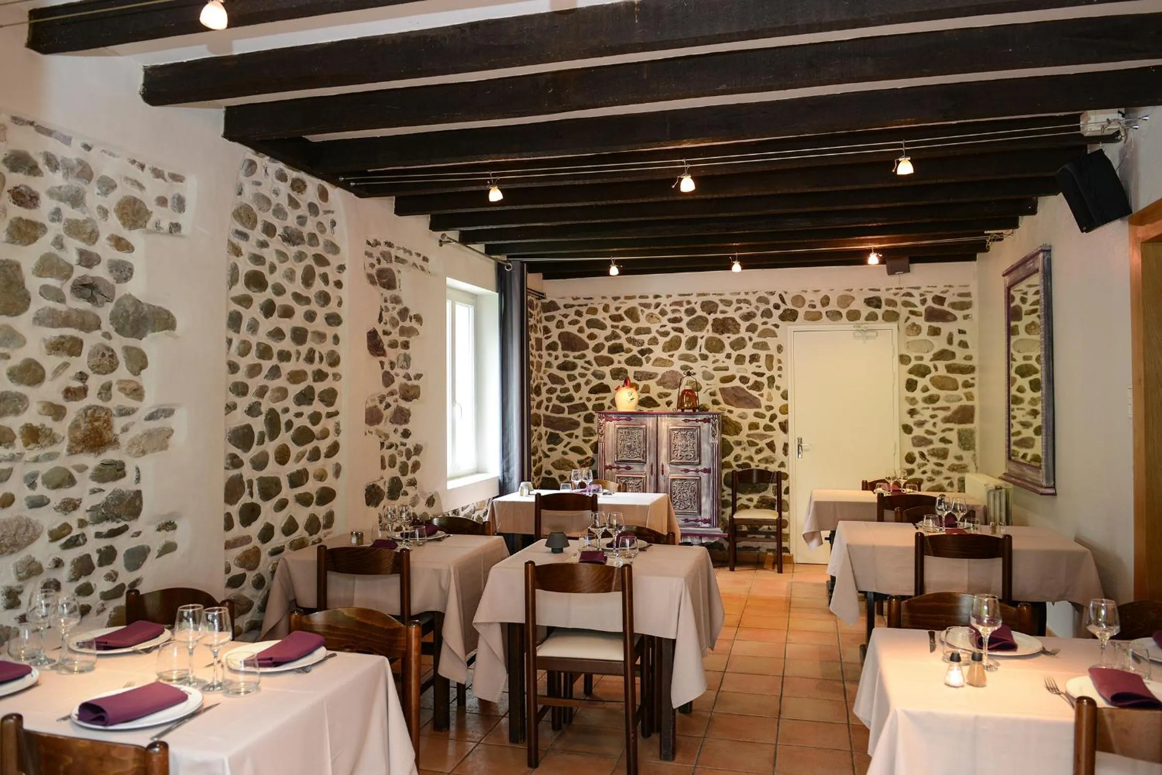 Restaurant/places to eat in Logis Hôtel Andreinia & Cabanes